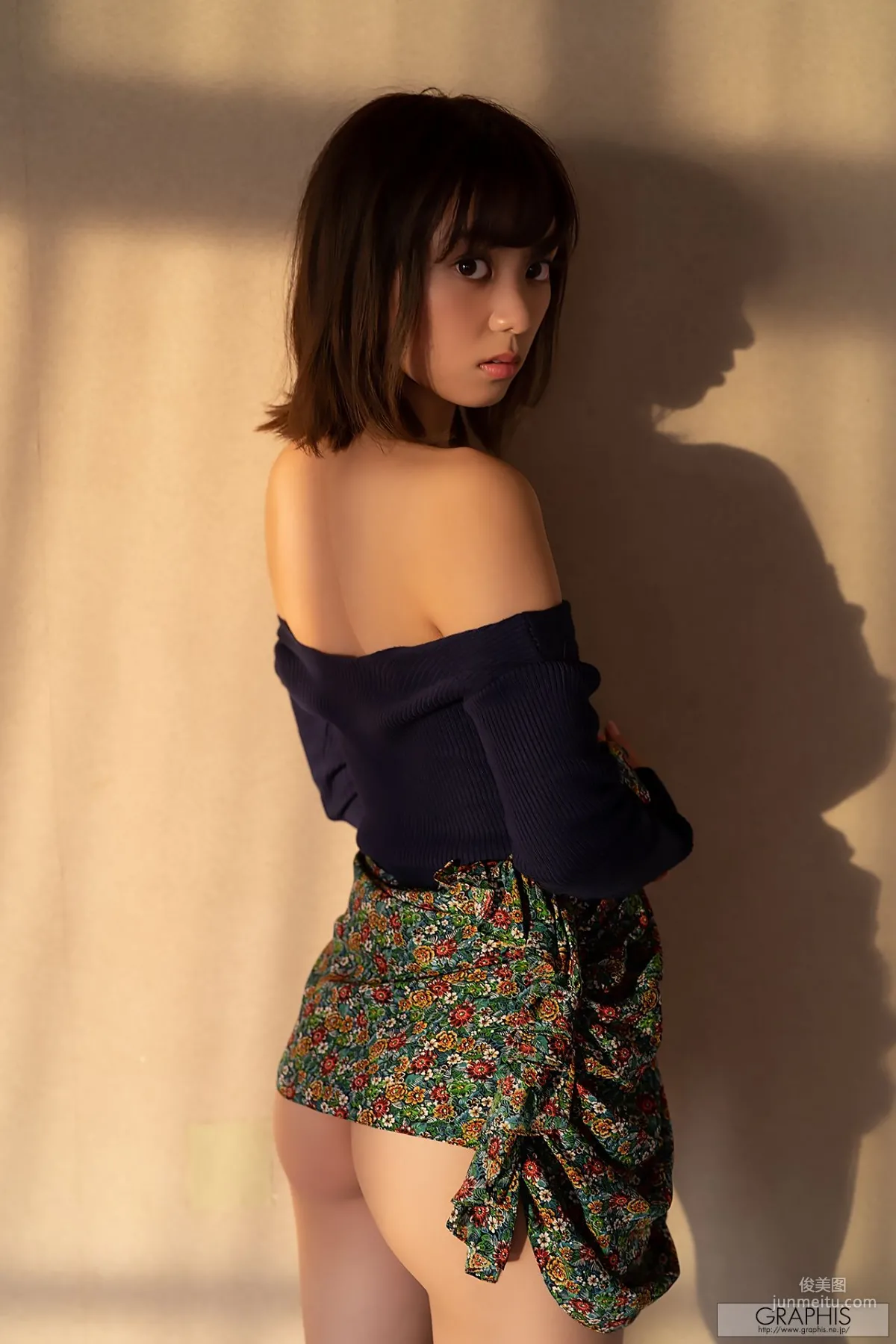 もなみ鈴(萌波鈴) Suzu Monami [Graphis] First Gravure 初脫ぎ娘 No.167 寫真集 58