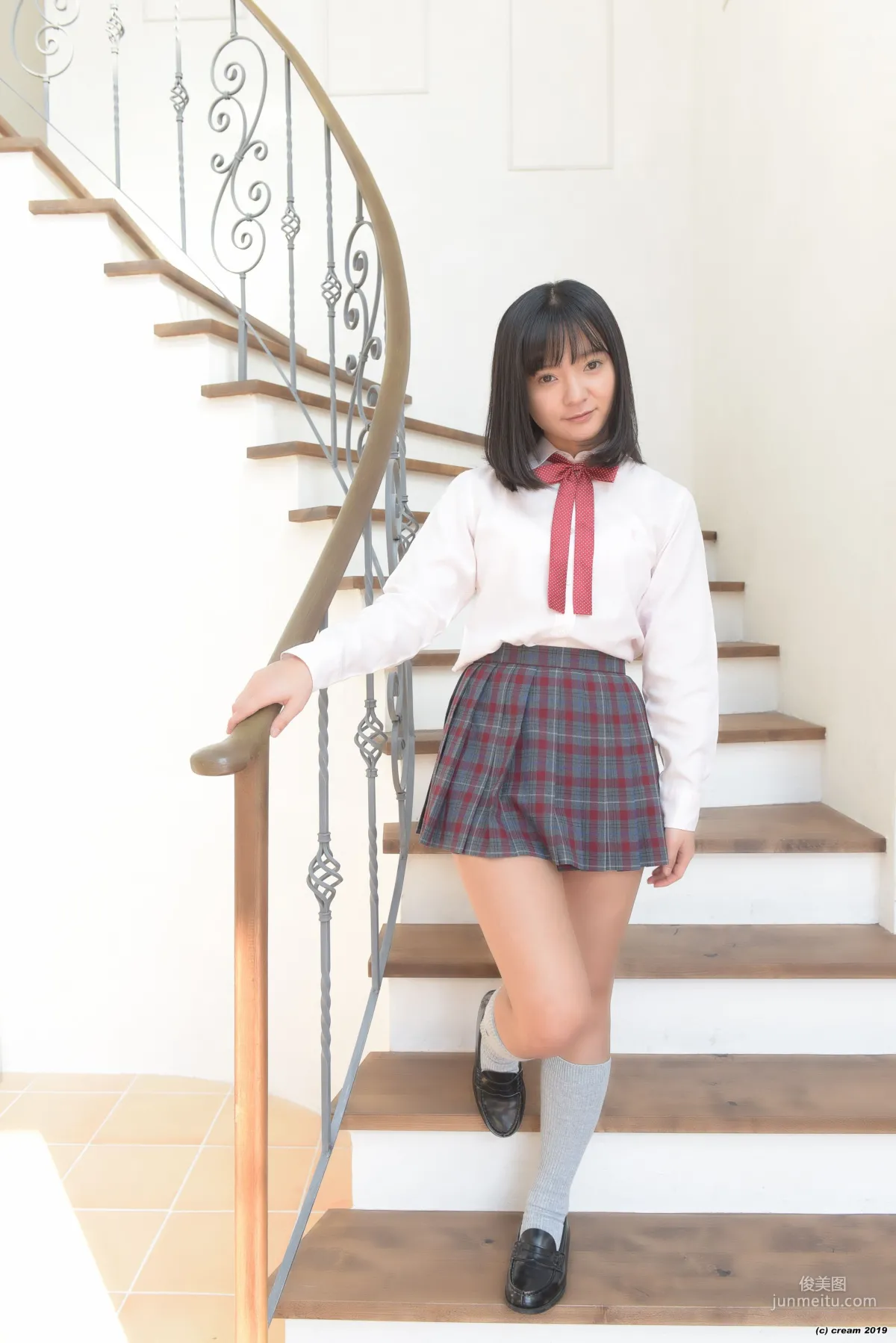 [LOVEPOP] 西永彩奈《Ayana Stripes - (Cream) - PPV》 寫真集 46