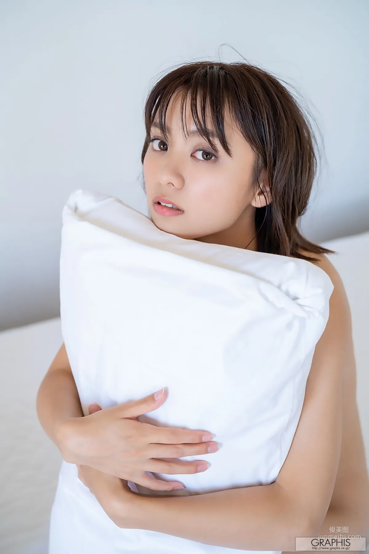 もなみ鈴(萌波鈴) Suzu Monami [Graphis] First Gravure 初脫ぎ娘 No.167 寫真集 53