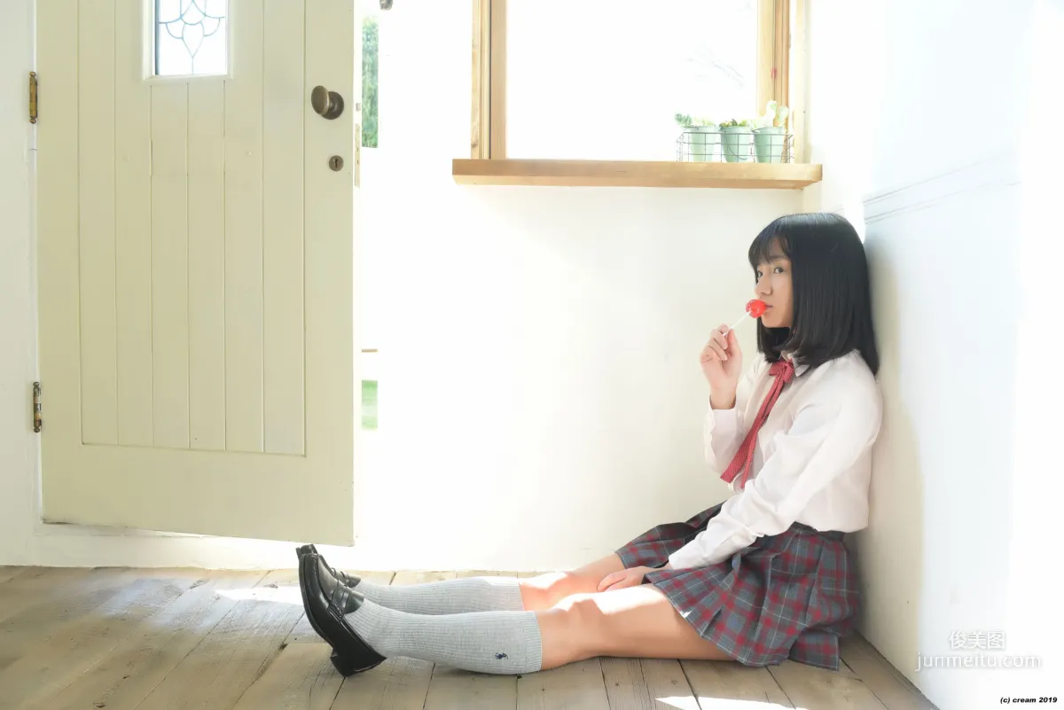 [LOVEPOP] 西永彩奈《Ayana Stripes - (Cream) - PPV》 寫真集 6