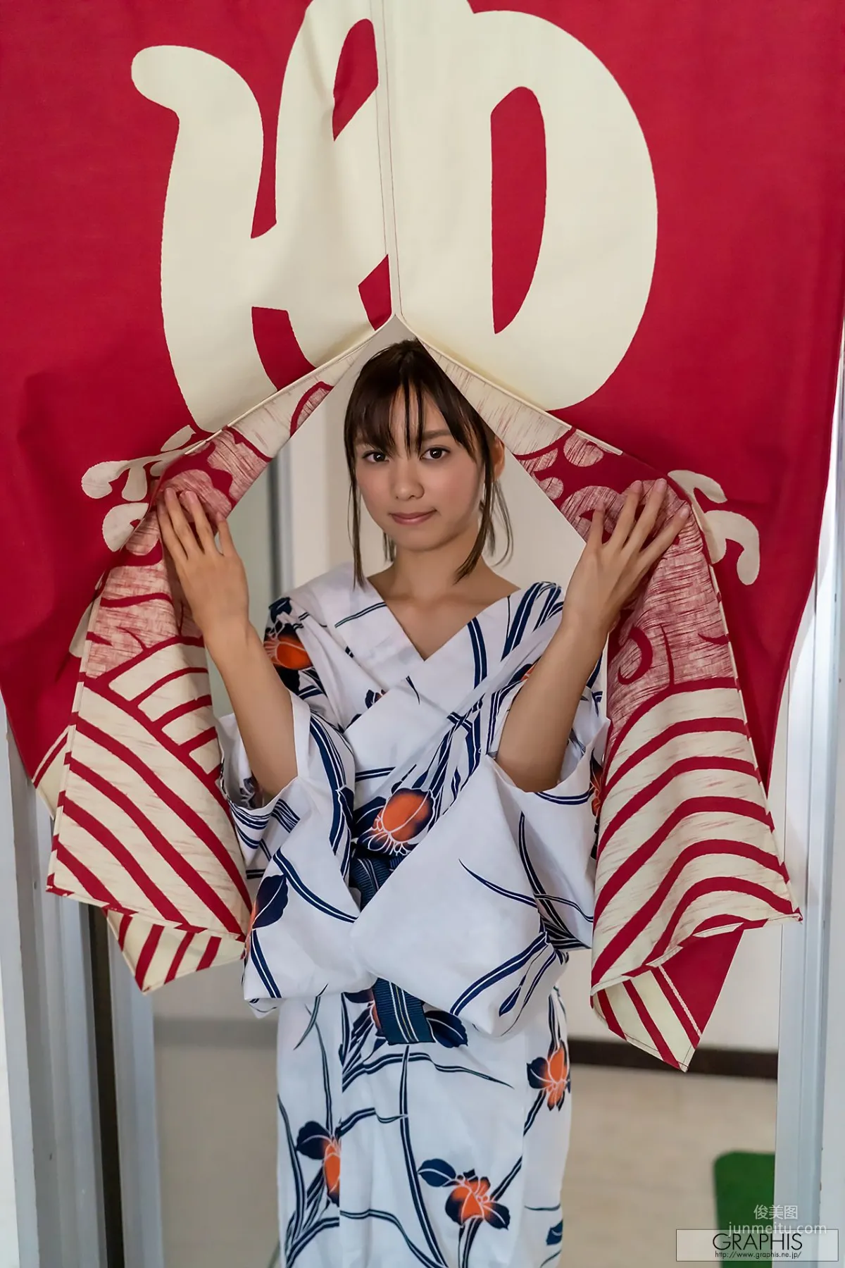 もなみ鈴(萌波鈴) Suzu Monami [Graphis] First Gravure 初脫ぎ娘 No.167 寫真集 22