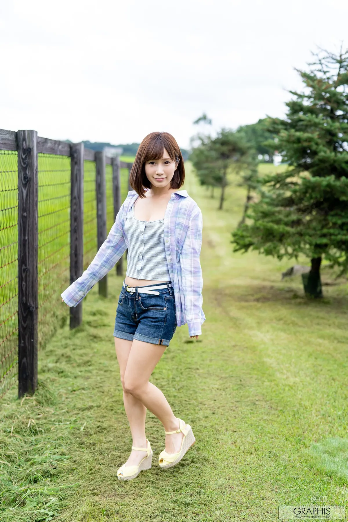 小島みなみ(小岛南)《Happiness》 [Graphis] Special Gravure 写真集3