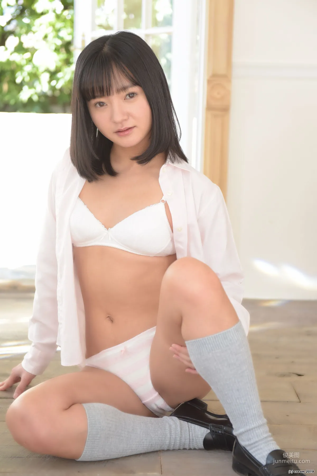 [LOVEPOP] 西永彩奈《Ayana Stripes - (Cream) - PPV》 寫真集 81