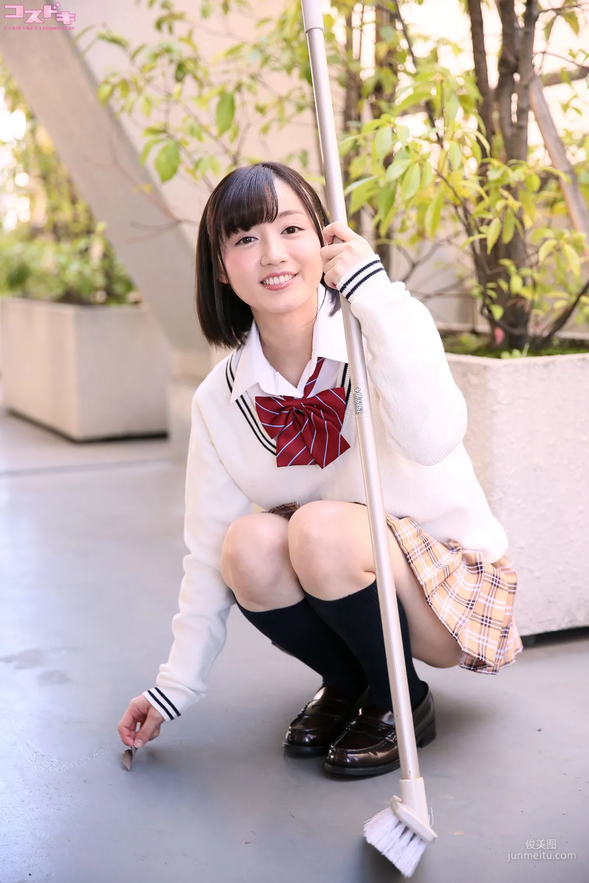 [Cosdoki] 桃井さくら momoisakura_pic_seifuku1 寫真集 57