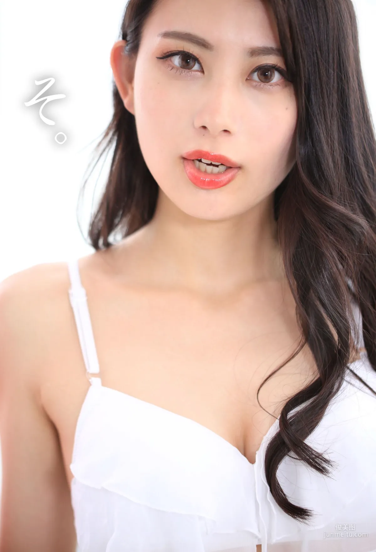 Sumire Jelly すみれゼリ 野乃すみれ《Healthy OUTIE》 寫真集 88