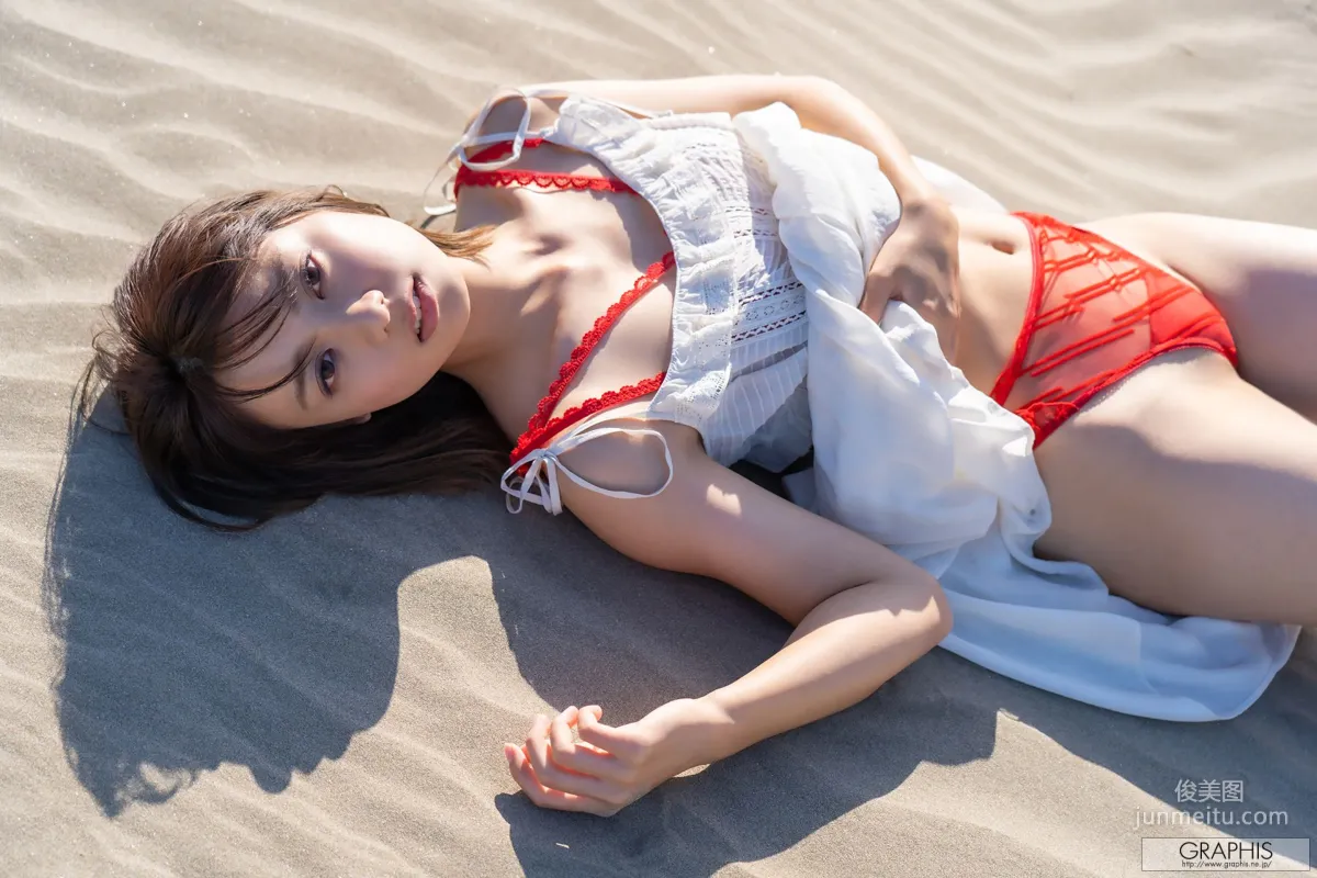 もなみ鈴(萌波鈴) Suzu Monami [Graphis] First Gravure 初脫ぎ娘 No.167 寫真集 41