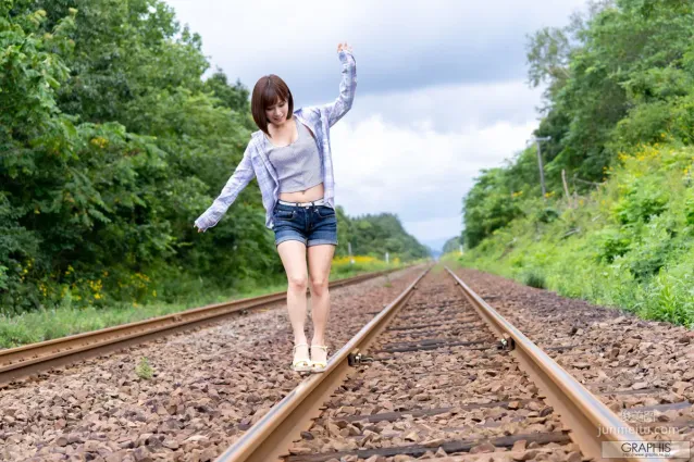 小島みなみ(小島南)《Happiness》 [Graphis] Special Gravure 寫真集