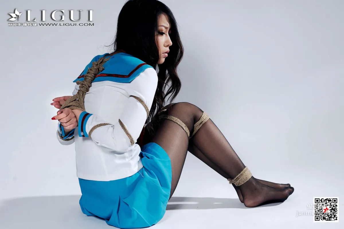 Model 幽幽《制服黑絲捆綁》 [麗櫃美束Ligui] 寫真集 29