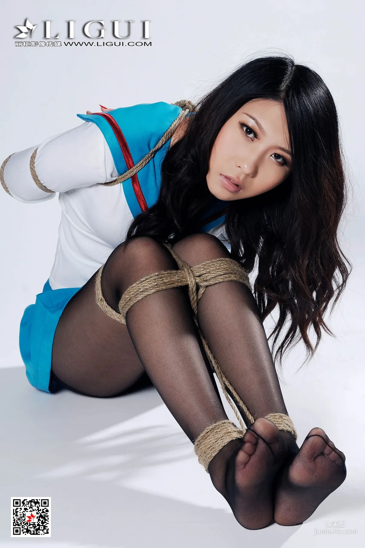 Model 幽幽《制服黑絲捆綁》 [麗櫃美束Ligui] 寫真集 14