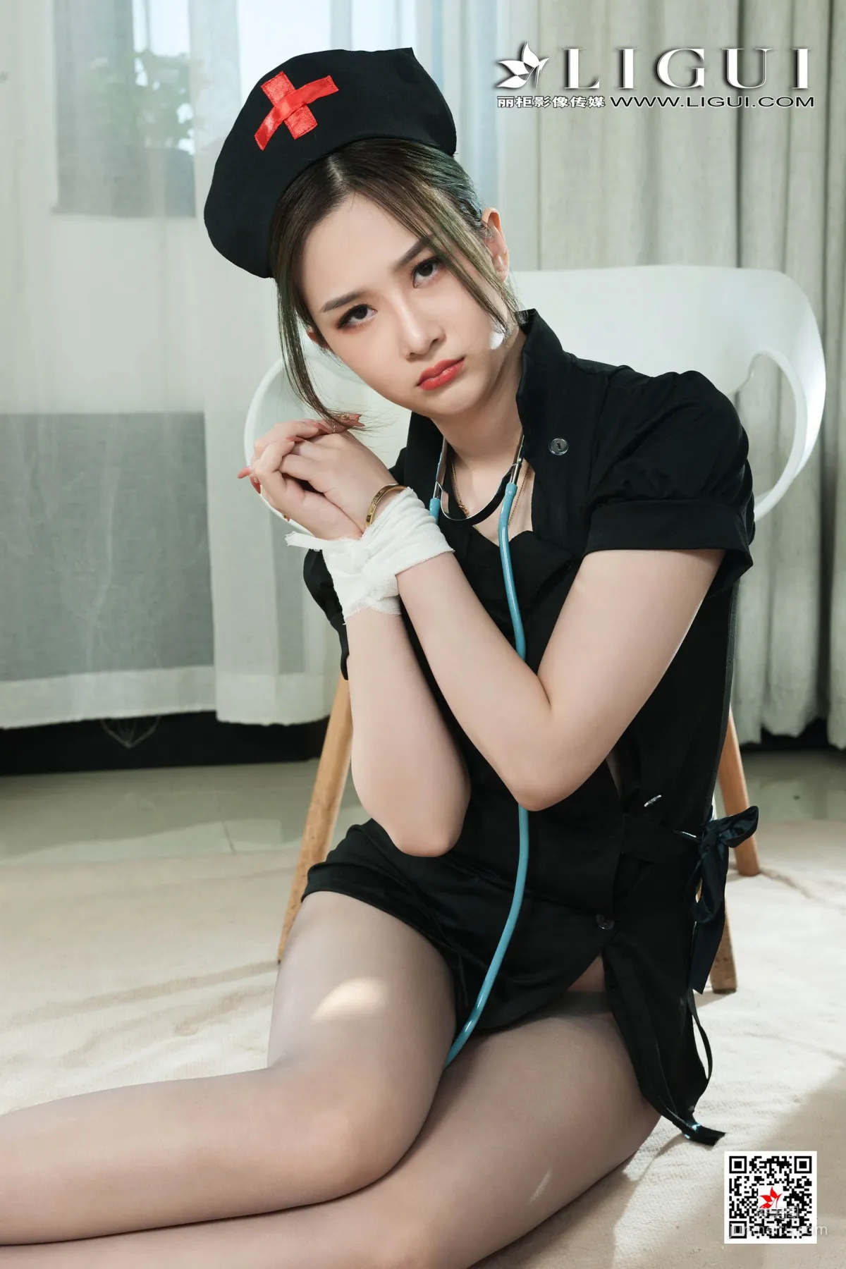 Model 婷婷《美丽的灰丝护士》 [丽柜美束Ligui] 写真集8