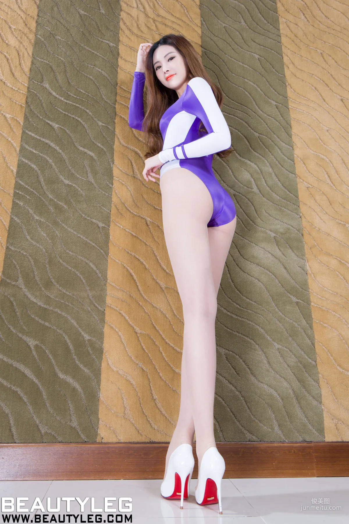 许维恩Sharon《制服丝袜美腿》 [Beautyleg] No.1887 写真集7