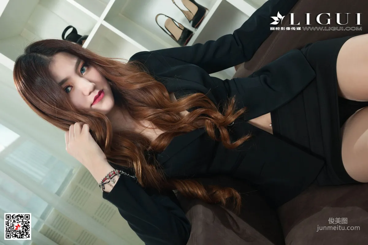 Model 小艺《肉丝袜OL》 [丽柜Ligui] 写真集36
