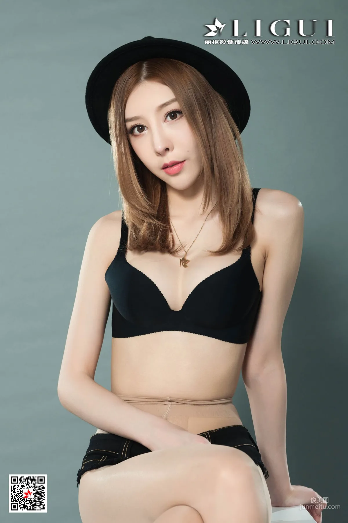 Model 兔子《肉絲超短牛仔熱褲》 [麗櫃Ligui] 網絡麗人 寫真集 44