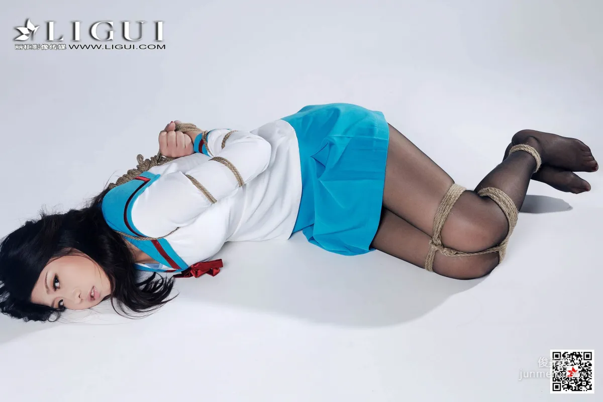 Model 幽幽《制服黑絲捆綁》 [麗櫃美束Ligui] 寫真集 44
