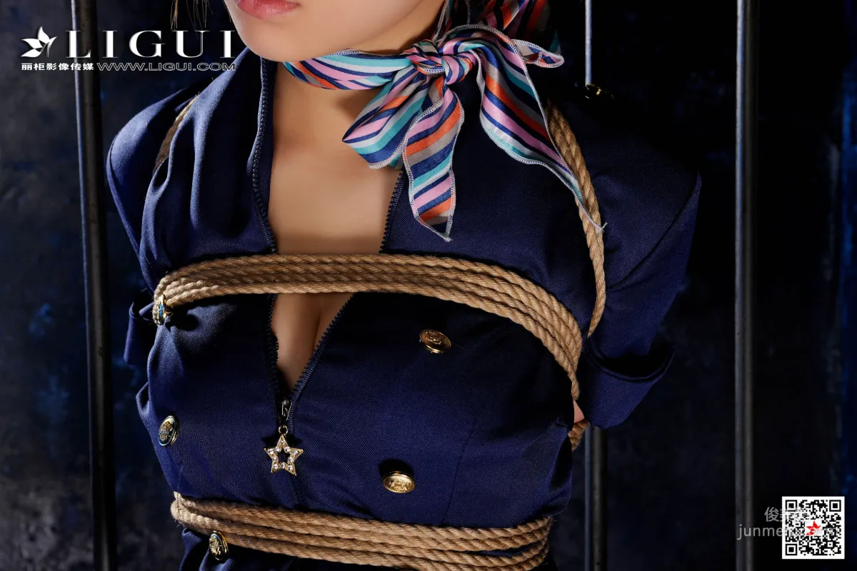 Model 桃子《黑絲空姐捆綁繩藝》 [麗櫃美束Ligui] 寫真集 28