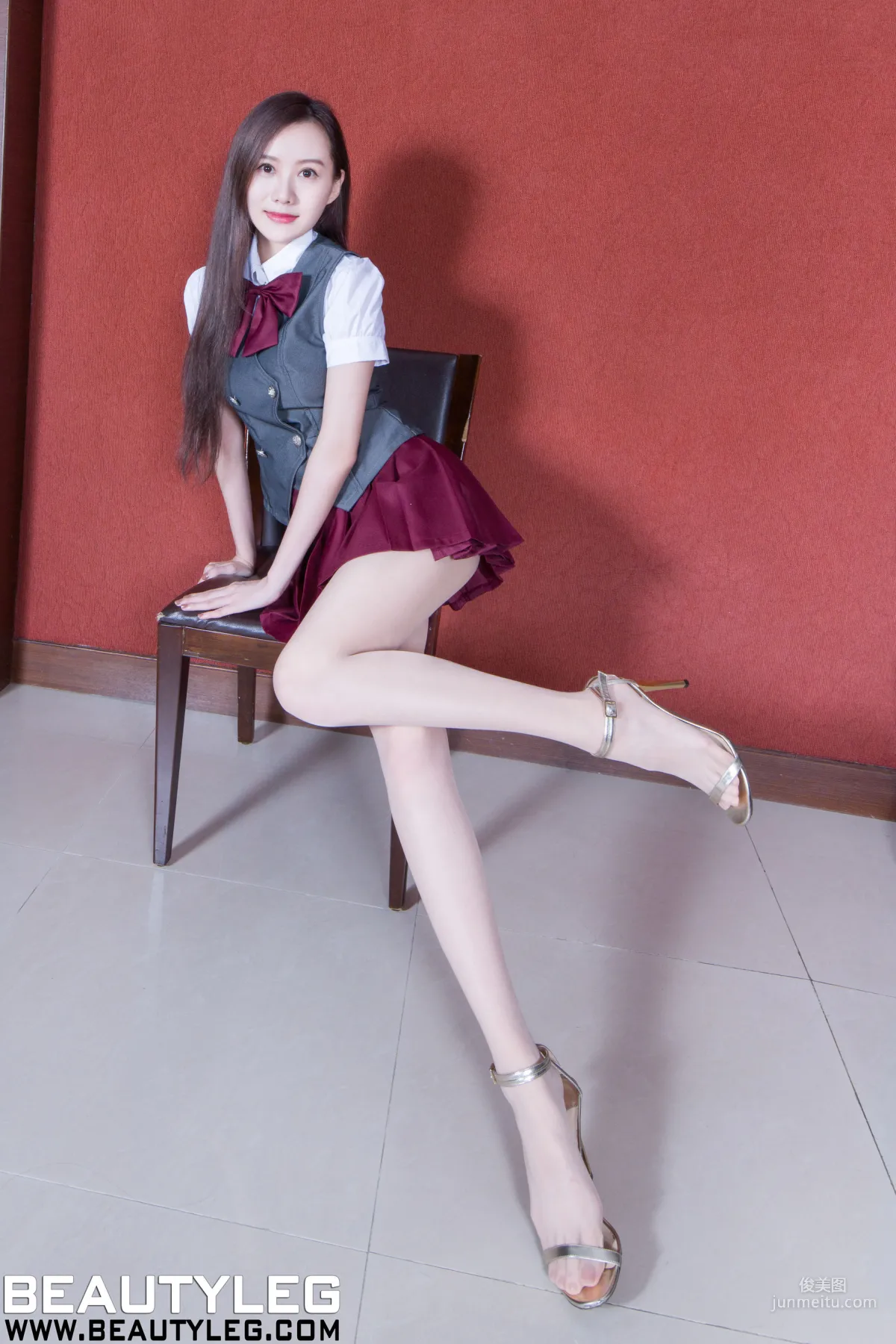 董靓予Penny《OL、制服、旗袍美腿》 [Beautyleg] No.1880 寫真集 21