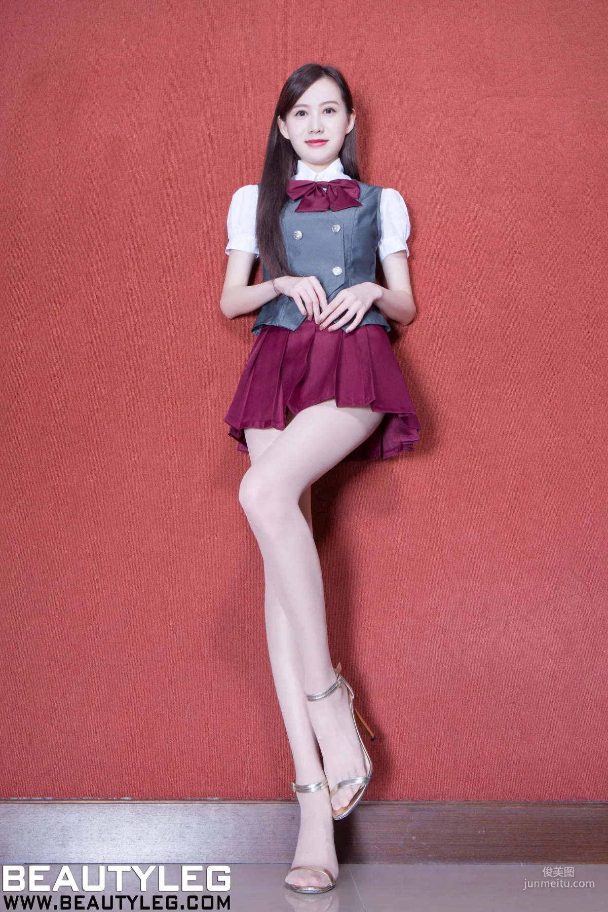 董靓予Penny《OL、制服、旗袍美腿》 [Beautyleg] No.1880 寫真集 18