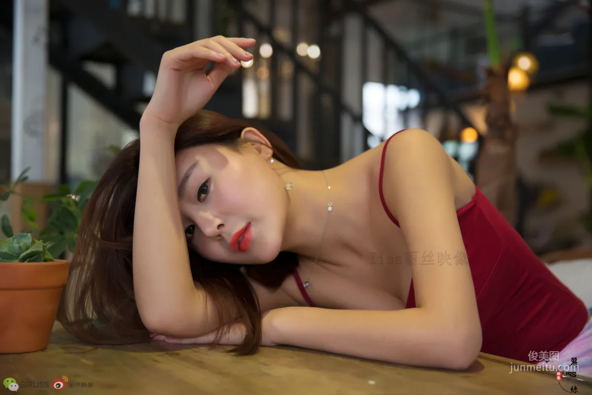 [丽丝映像LISS] 《梁冰的红螺旋与肉丝》 写真集20