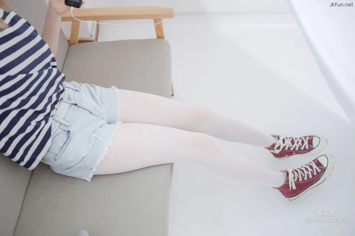 Aika《80D白丝》 [森萝财团] JKFUN-020 写真集1