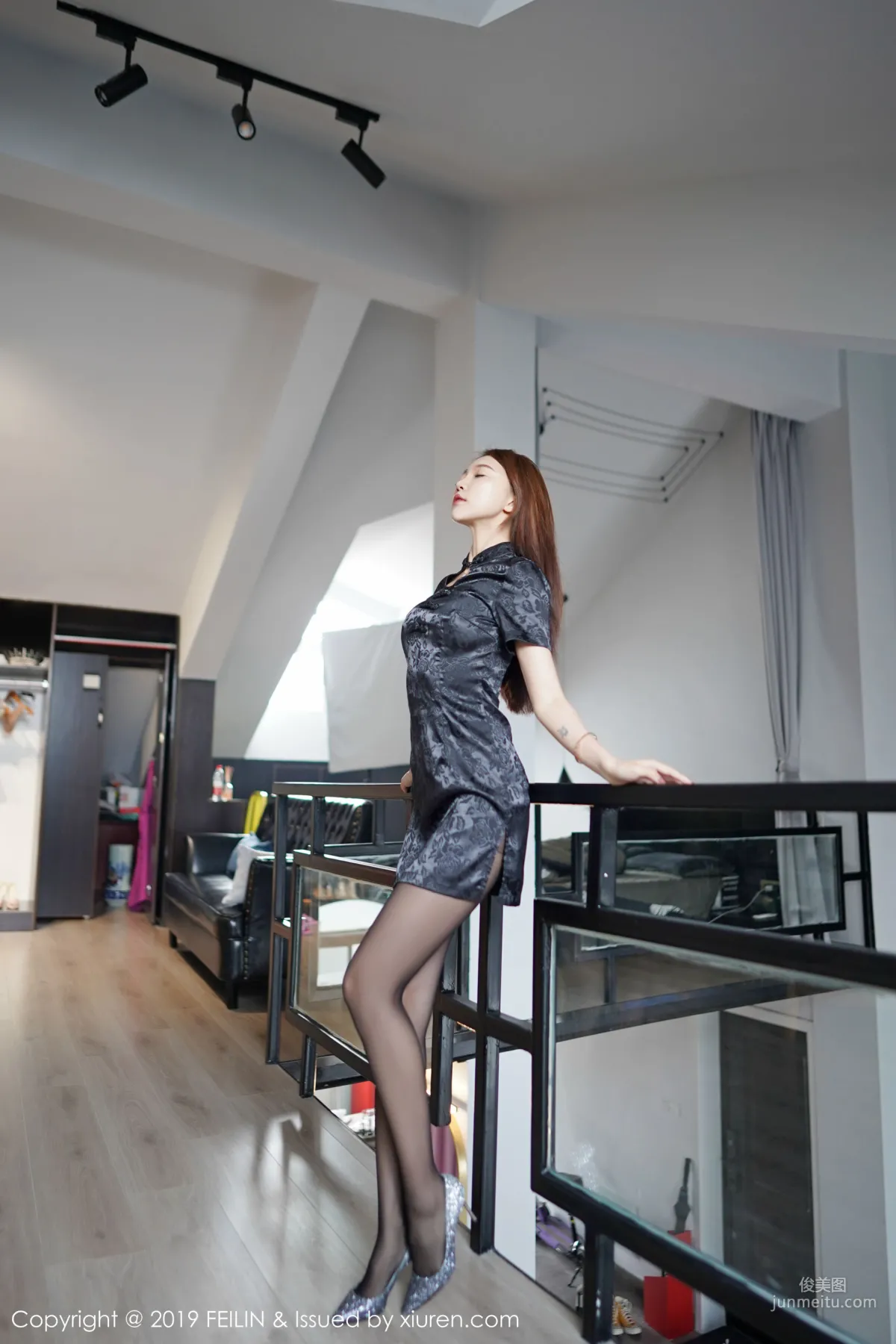 冯木木LRIS《暗黑精灵》 [嗲囡囡FEILIN] VOL.217 写真集1