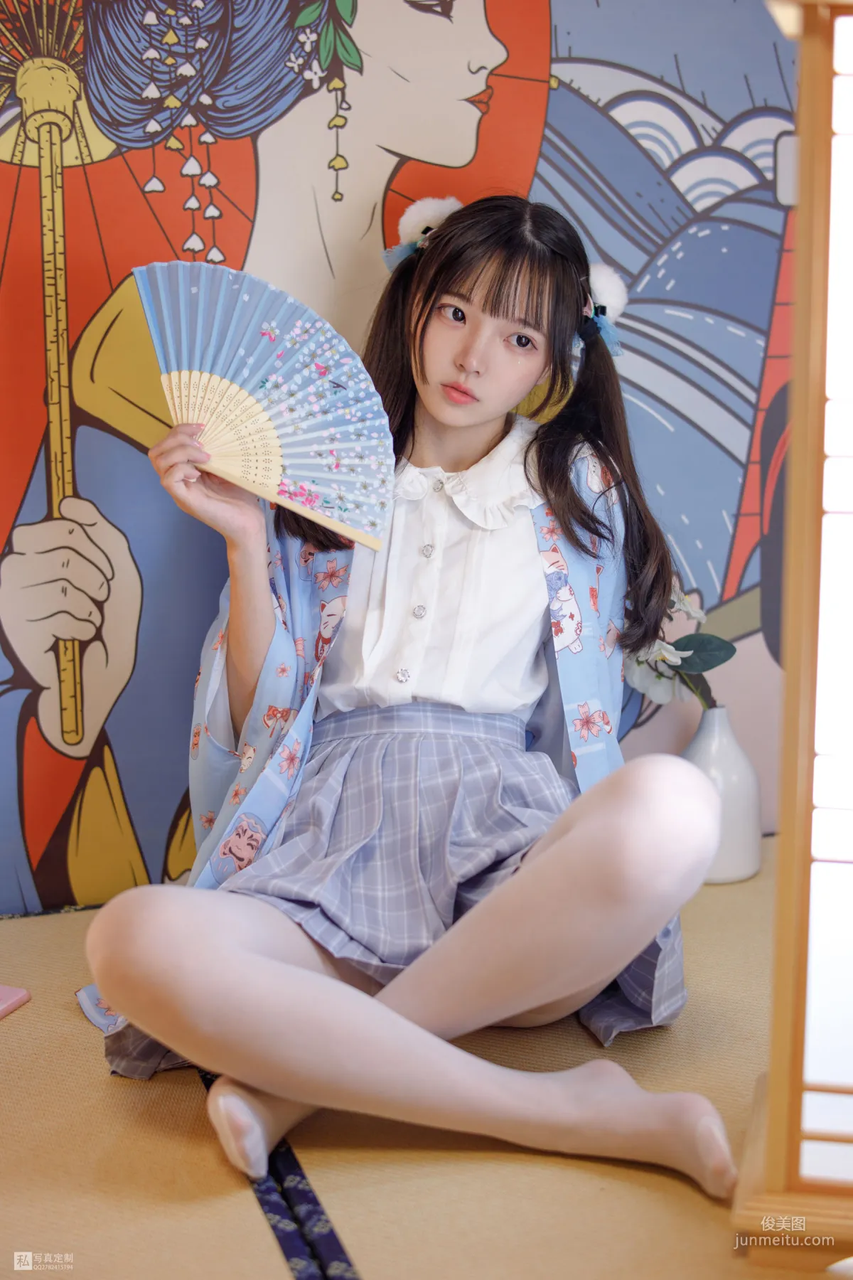 默陌《15D白絲 花裡胡哨的民宿》 [森蘿财團] JKFUN-027 寫真集 22