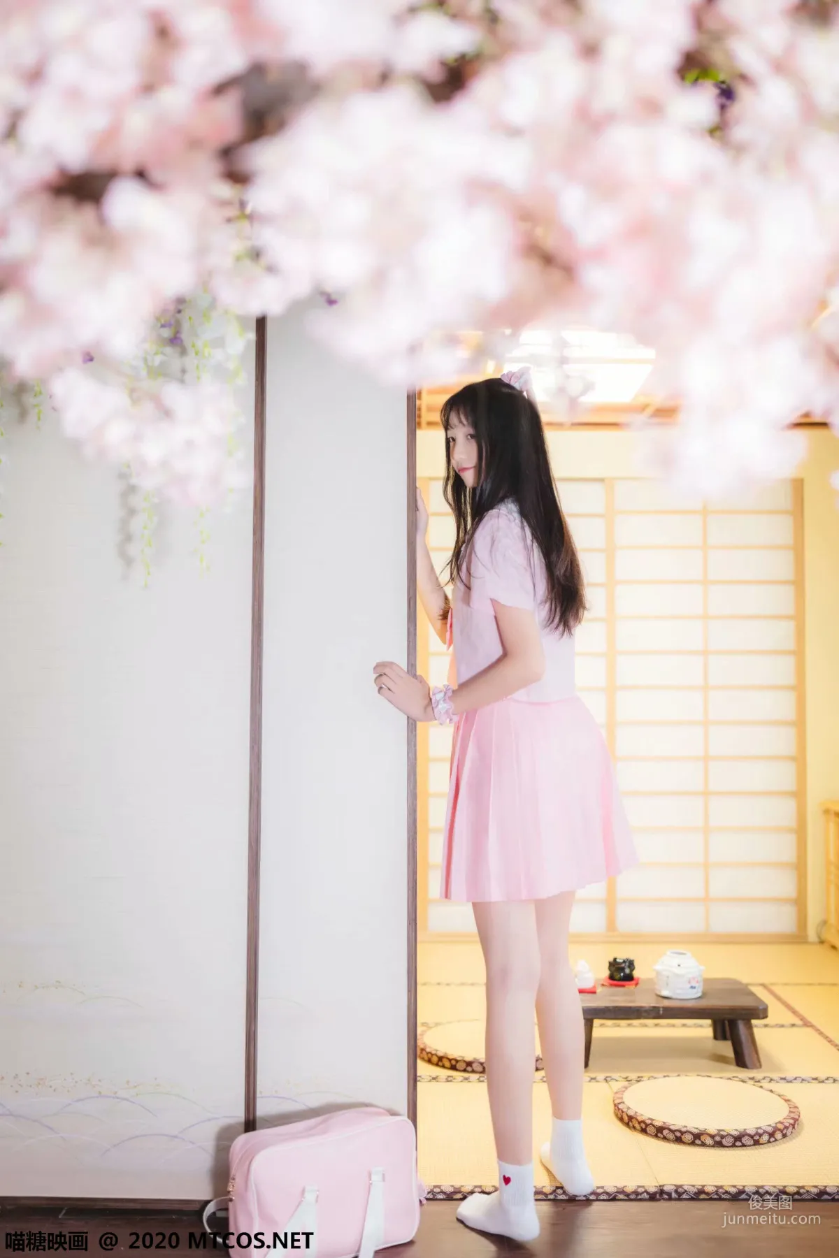 《日系粉色JK》 [喵糖映画] VOL.087 写真集28