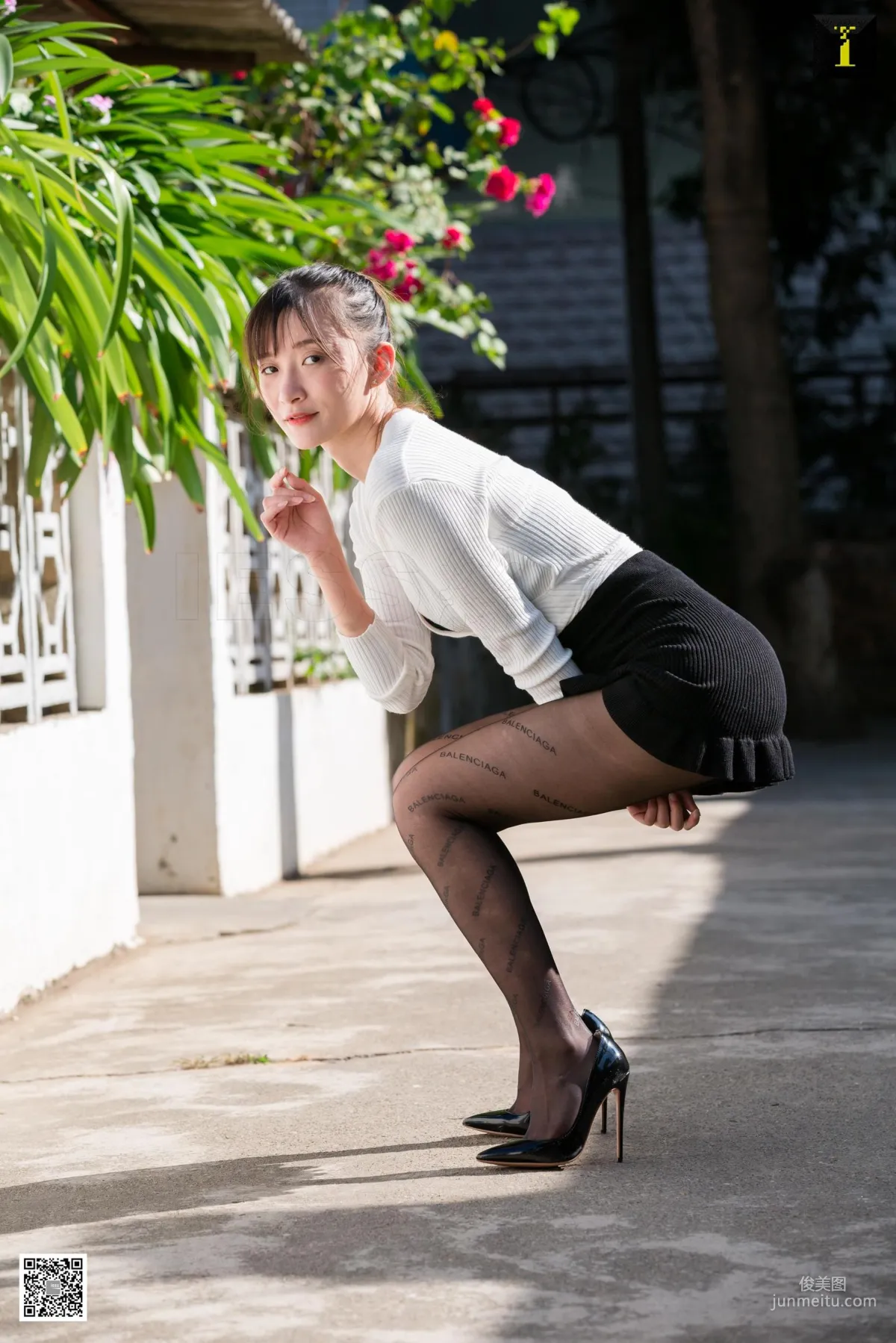 秋秋 《英文網紅襪試穿》 [異思趣向IESS] 寫真集 91