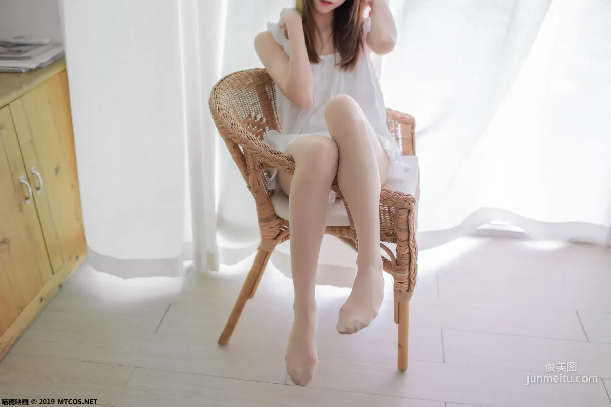 《白色睡衣》 [喵糖映画] VOL.056 写真集9