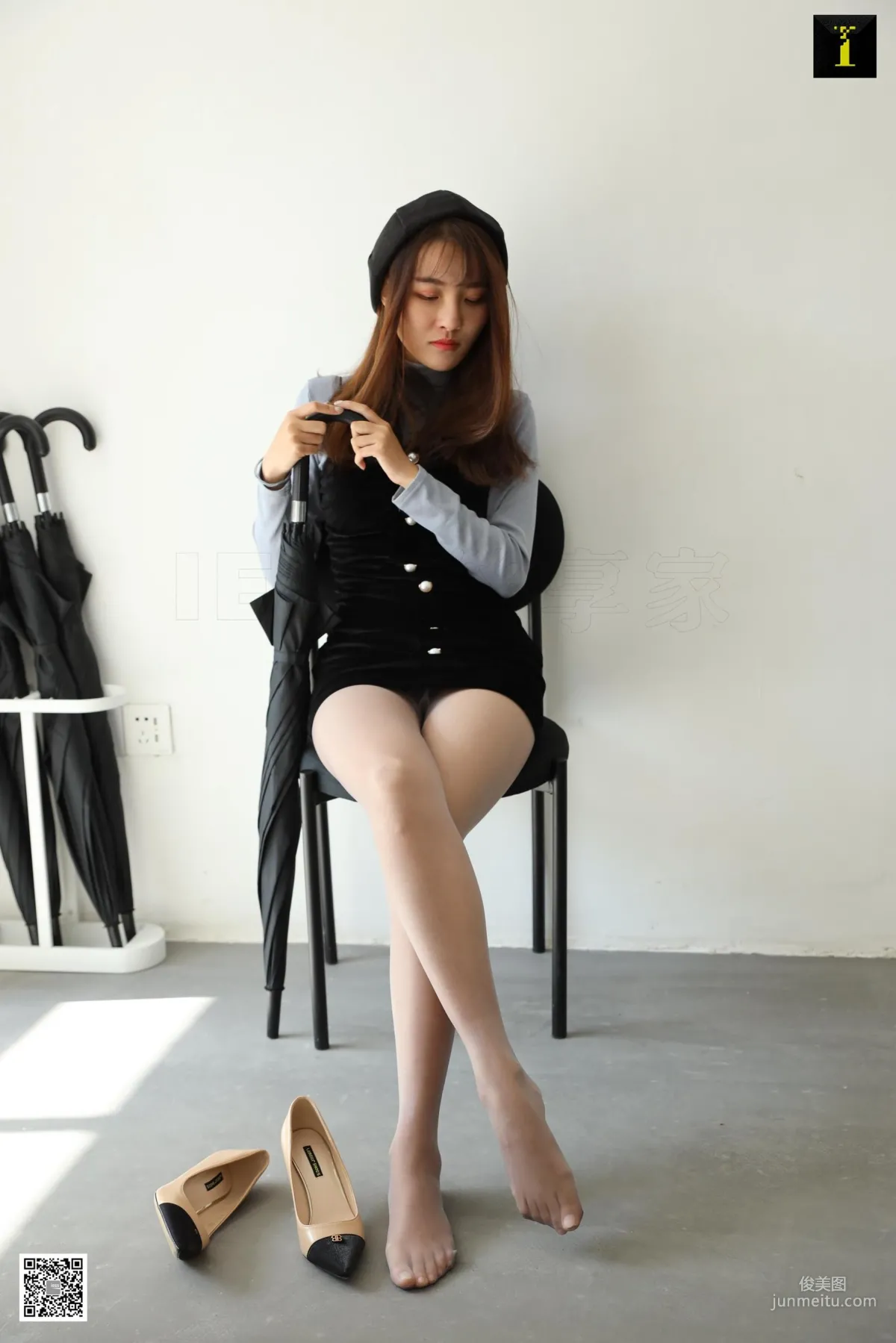 婉萍 《遛狗前的準備工作》 [異思趣向IESS] 寫真集 52