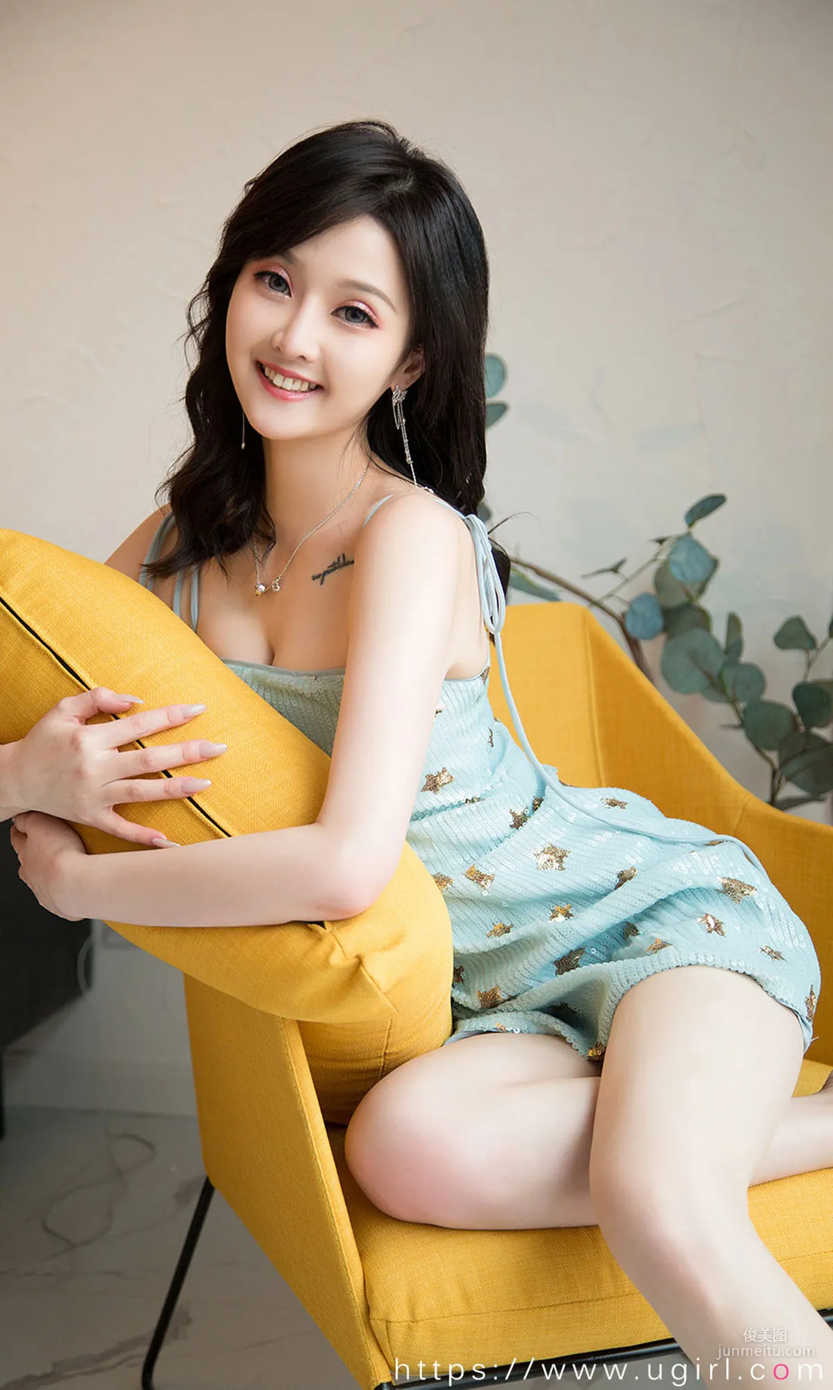 露儿《邻家甜姐儿》 [尤果圈爱尤物] No.1751 写真集10