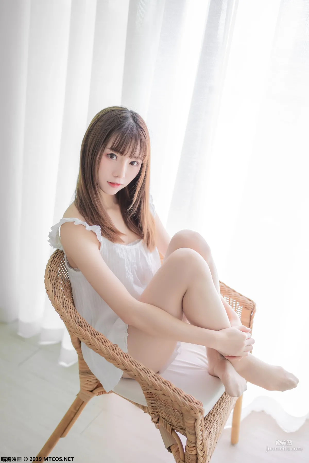 《白色睡衣》 [喵糖映画] VOL.056 写真集1