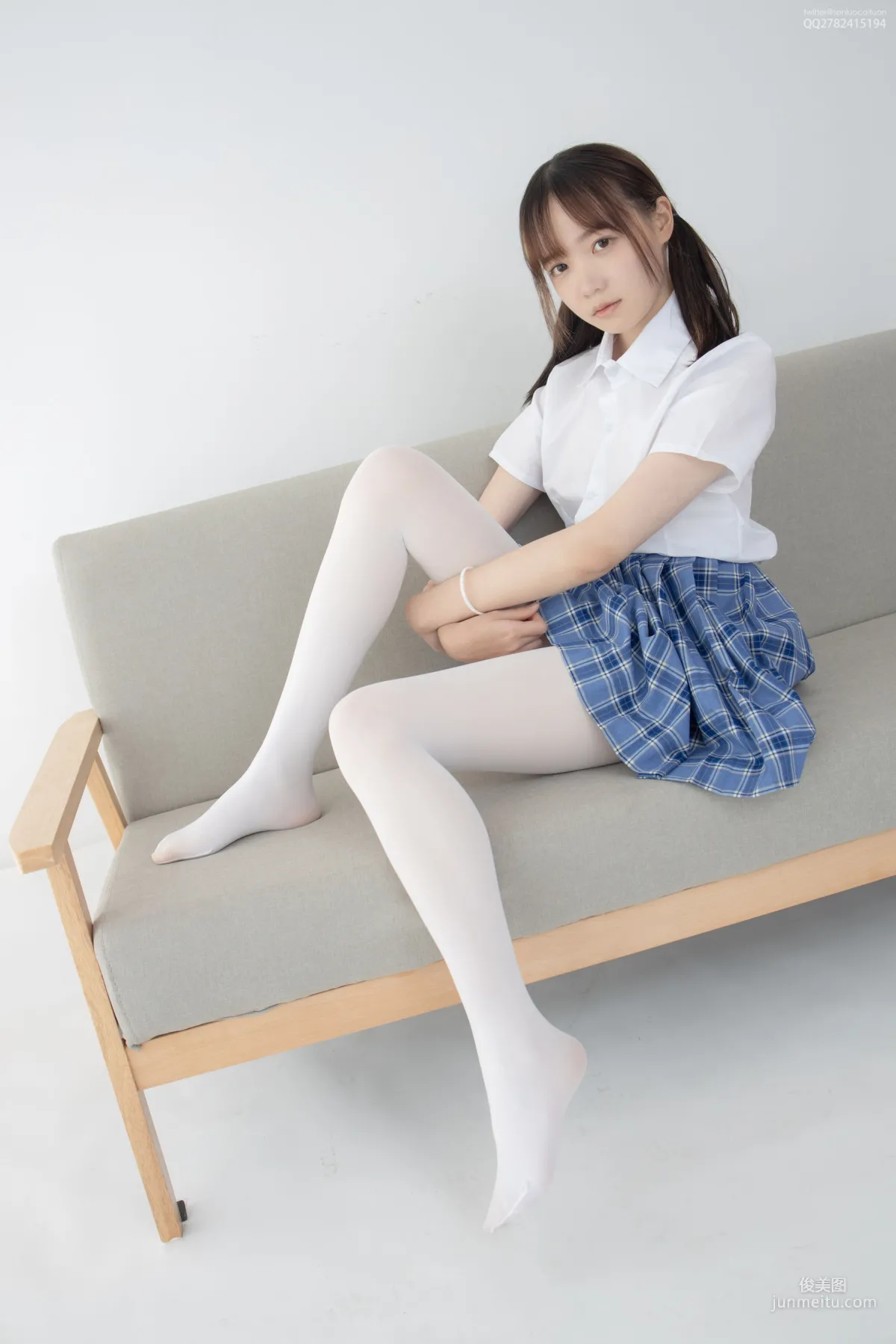Aika《80D白丝》 [森萝财团] JKFUN-039 写真集11