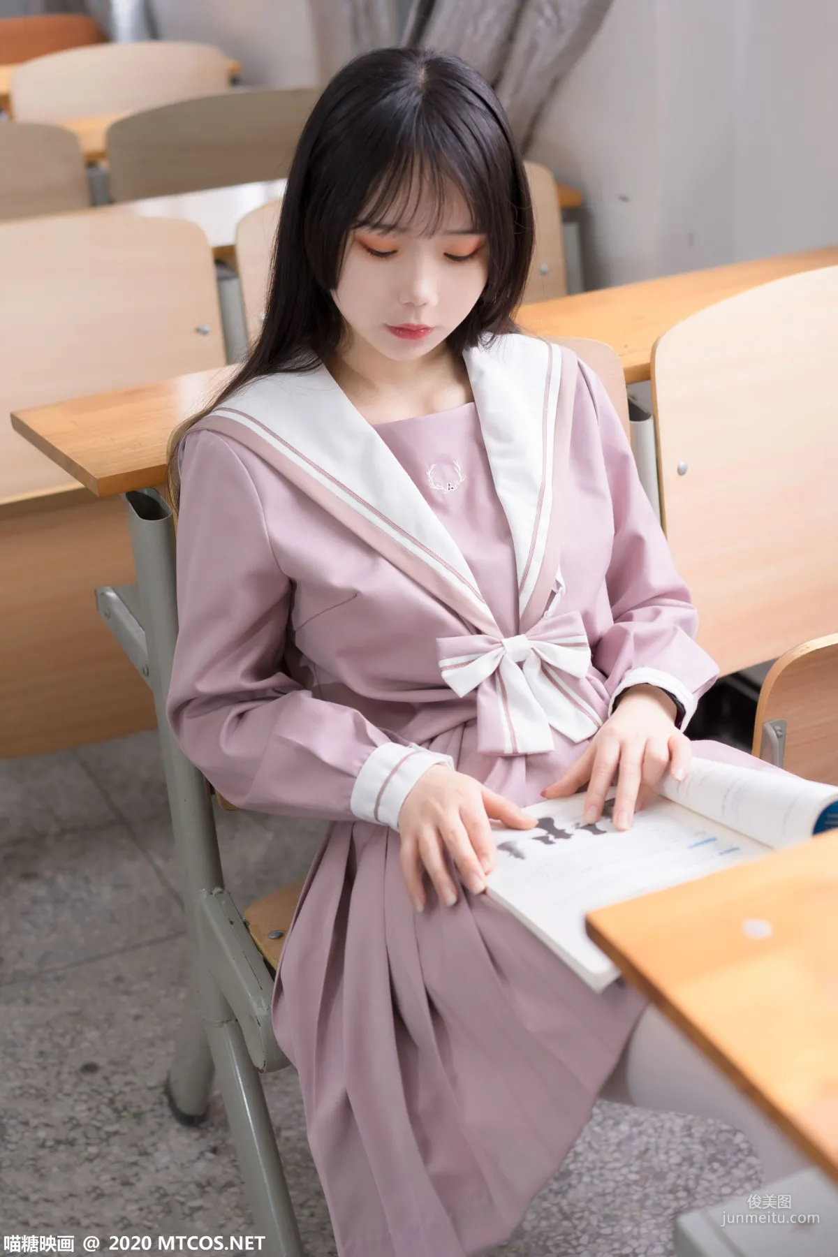 《粉色JK小姐姐》 [喵糖映画] VOL.074 写真集23