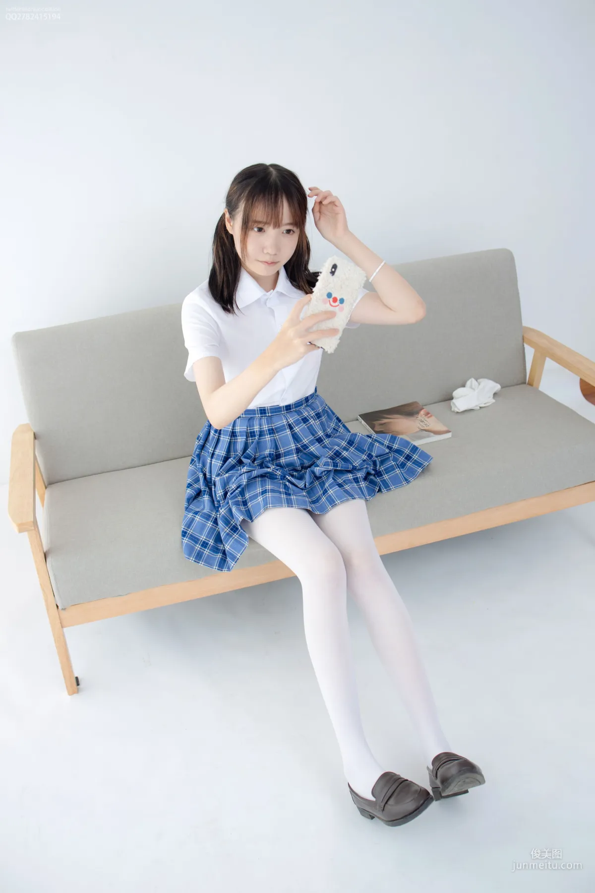 Aika《80D白丝》 [森萝财团] JKFUN-039 写真集1