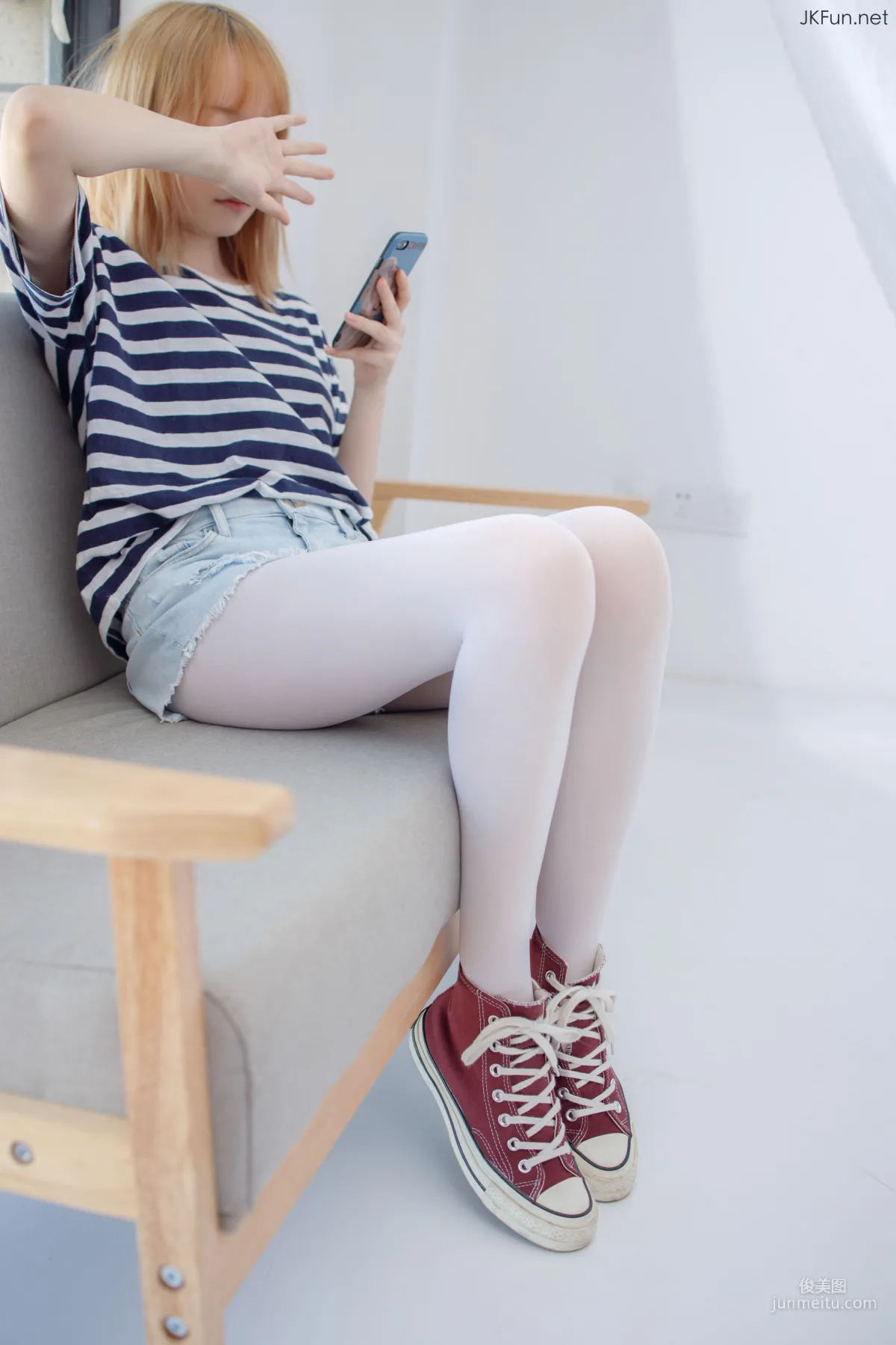 Aika《80D白丝》 [森萝财团] JKFUN-020 写真集4