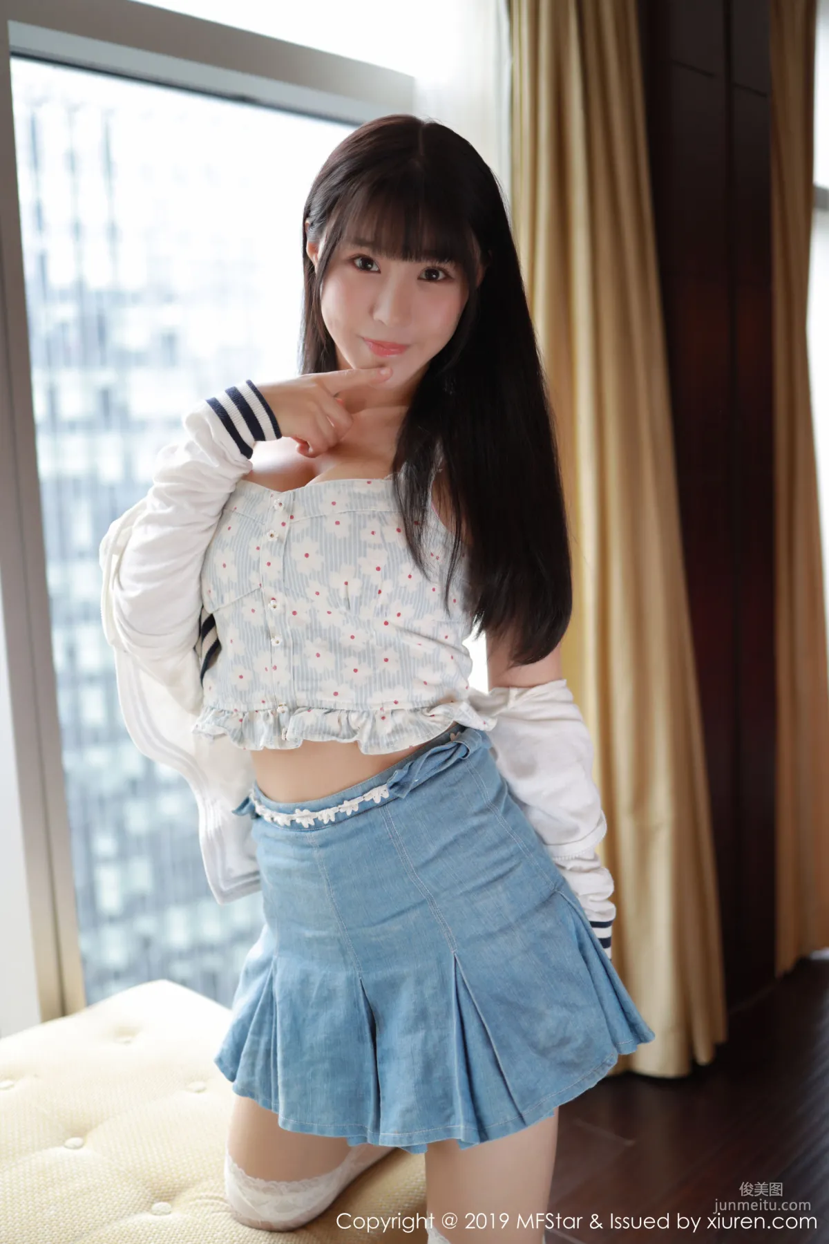 Flower朱可兒《短裙+蕾絲襪》 [模範學院MFStar] Vol.233 寫真集 14