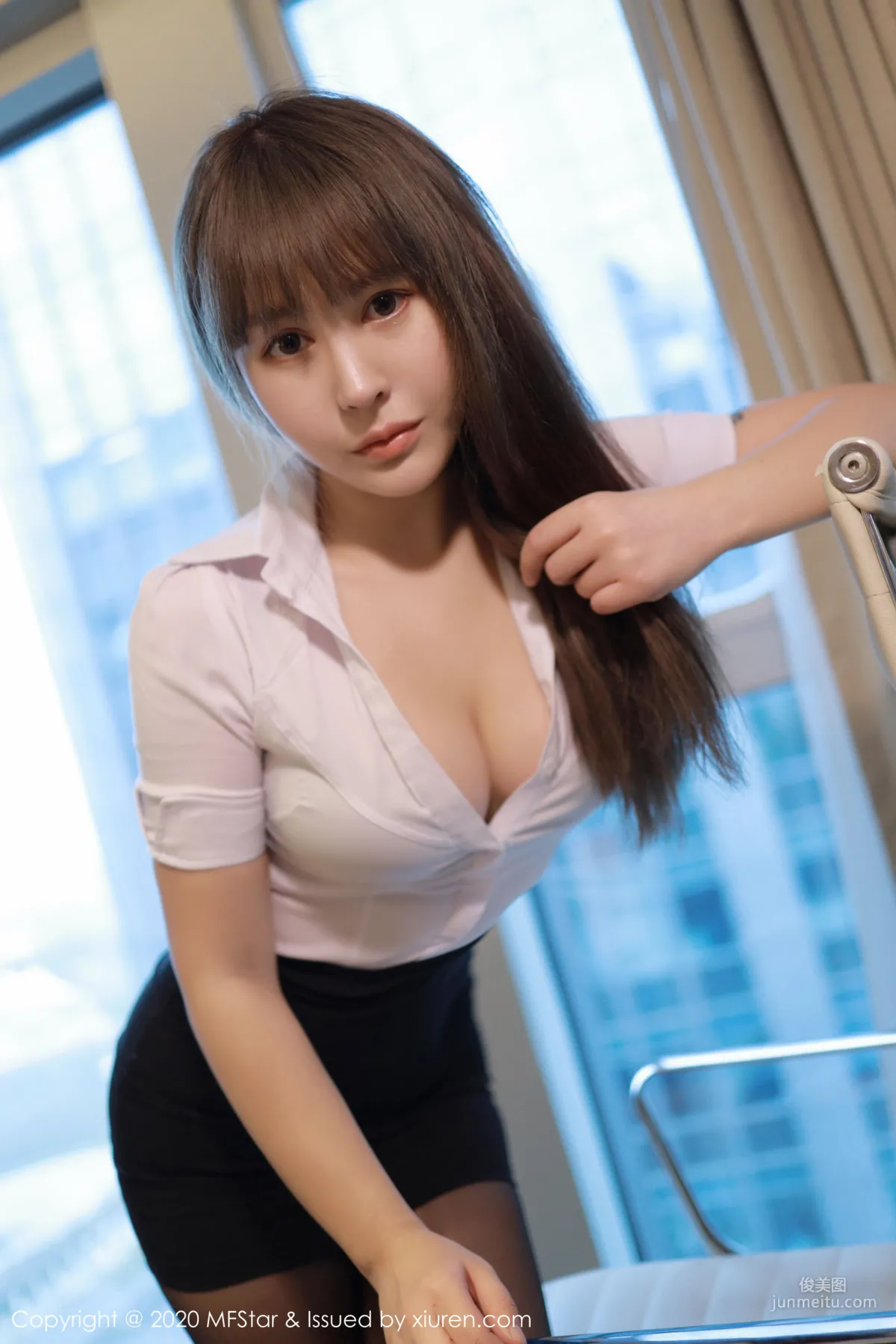 艾莉Evelyn《職場女秘書制服》 [模範學院MFStar] Vol.257 寫真集 42