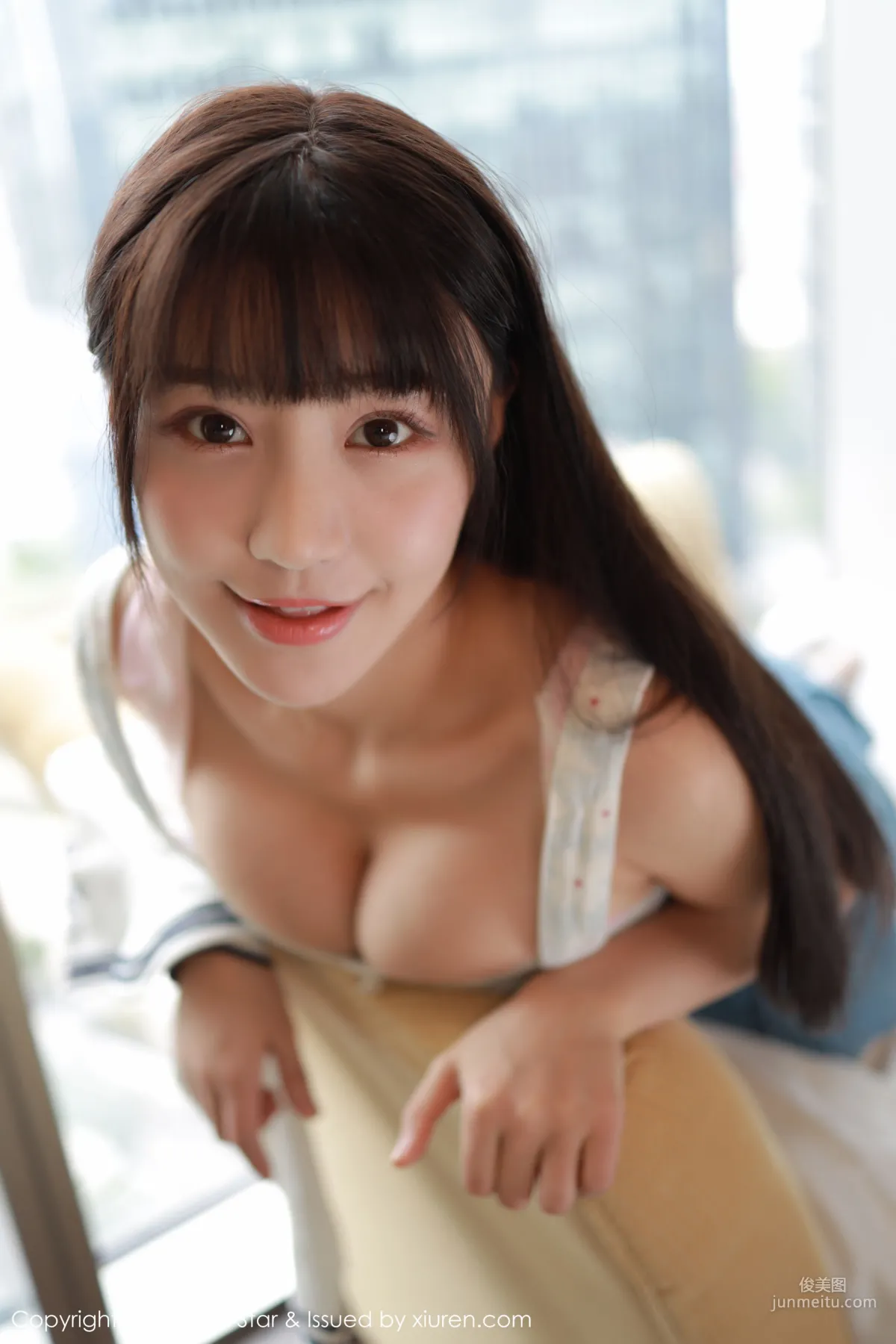 Flower朱可兒《短裙+蕾絲襪》 [模範學院MFStar] Vol.233 寫真集 36