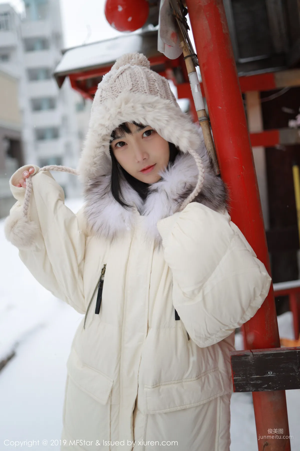 徐微微mia《冰天雪地街拍》 [模範學院MFStar] Vol.246 寫真集 15