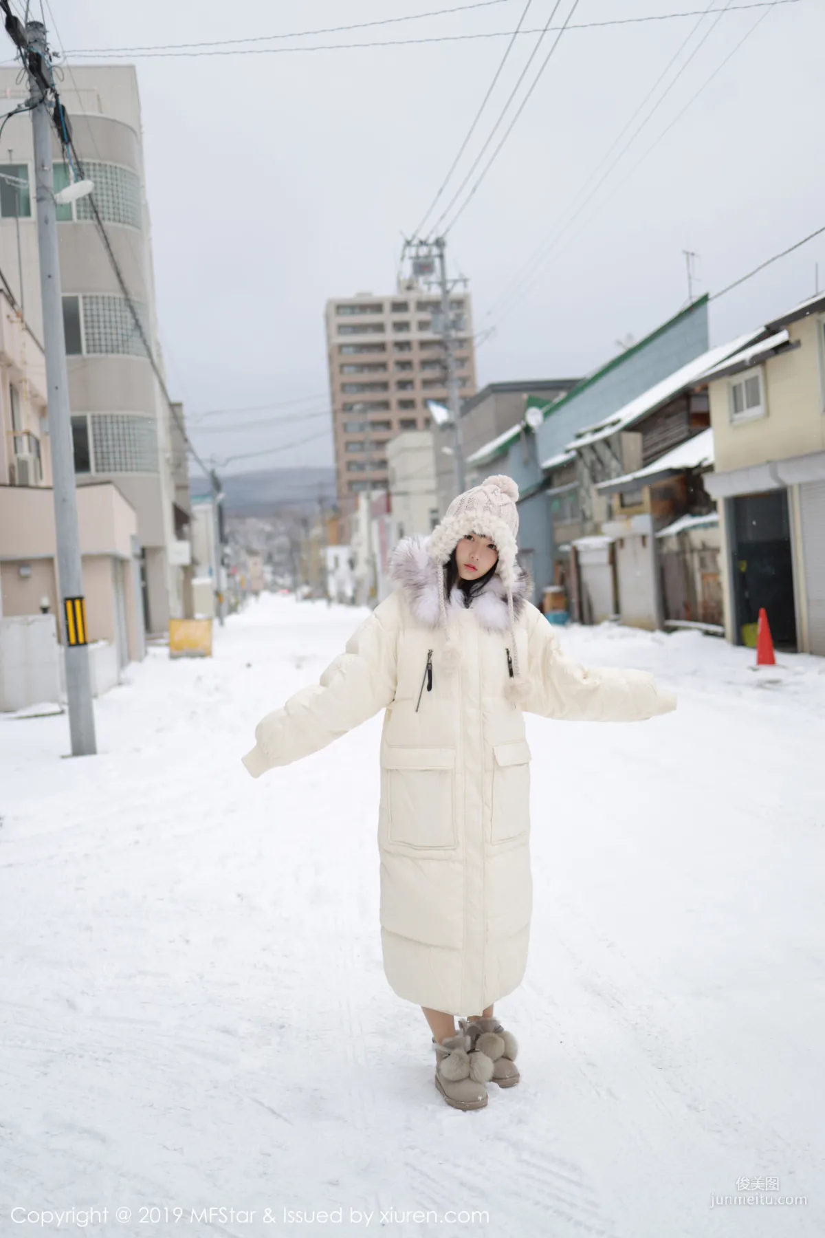 徐微微mia《冰天雪地街拍》 [模範學院MFStar] Vol.246 寫真集 1