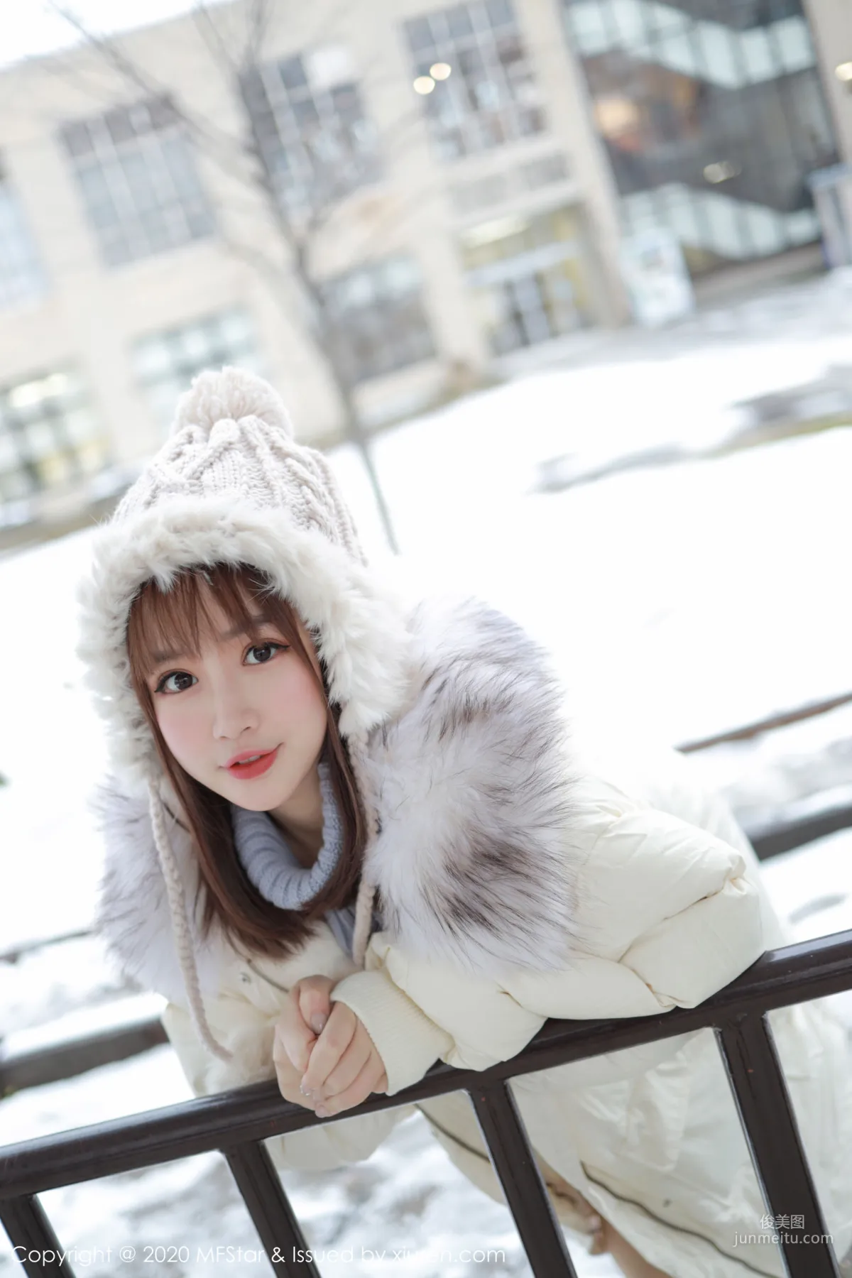 恩率babe《性感開背毛衣系列》 [模範學院MFStar] Vol.262 寫真集 4