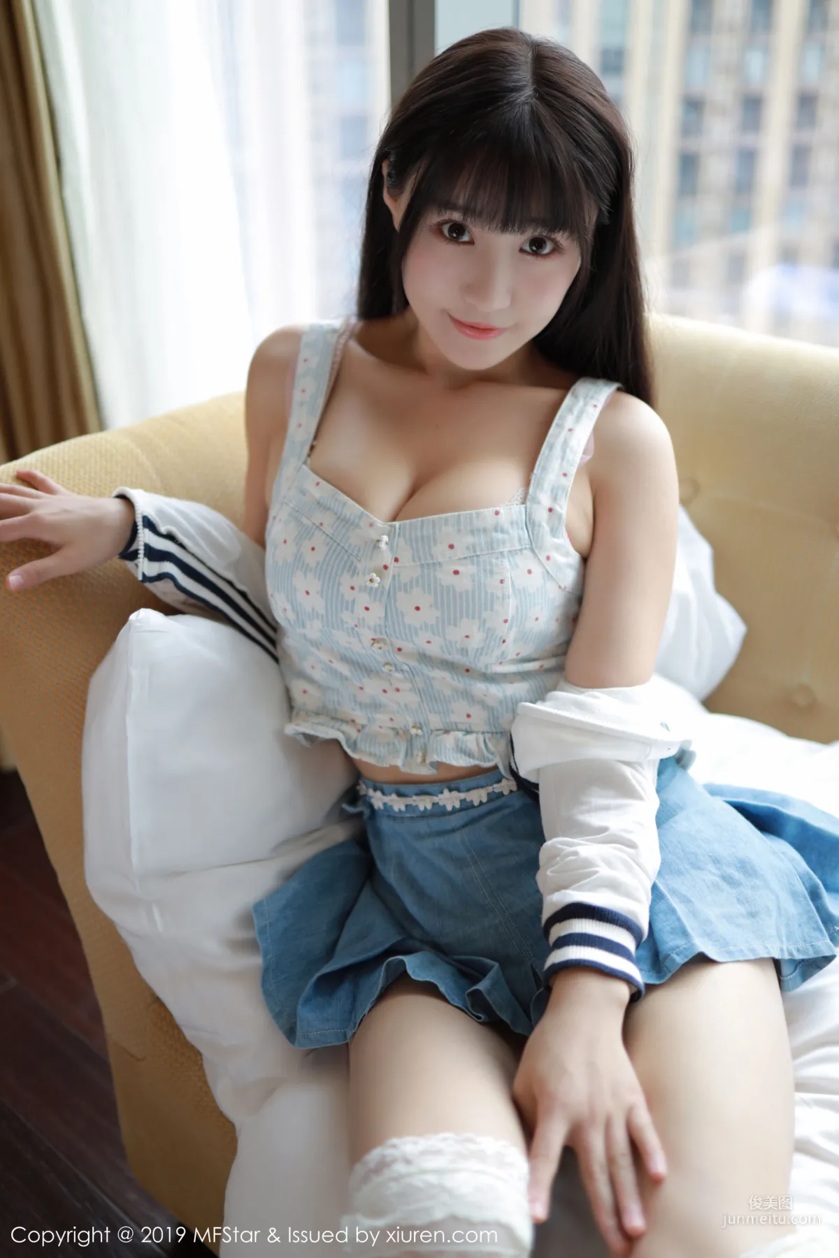 Flower朱可兒《短裙+蕾絲襪》 [模範學院MFStar] Vol.233 寫真集 27