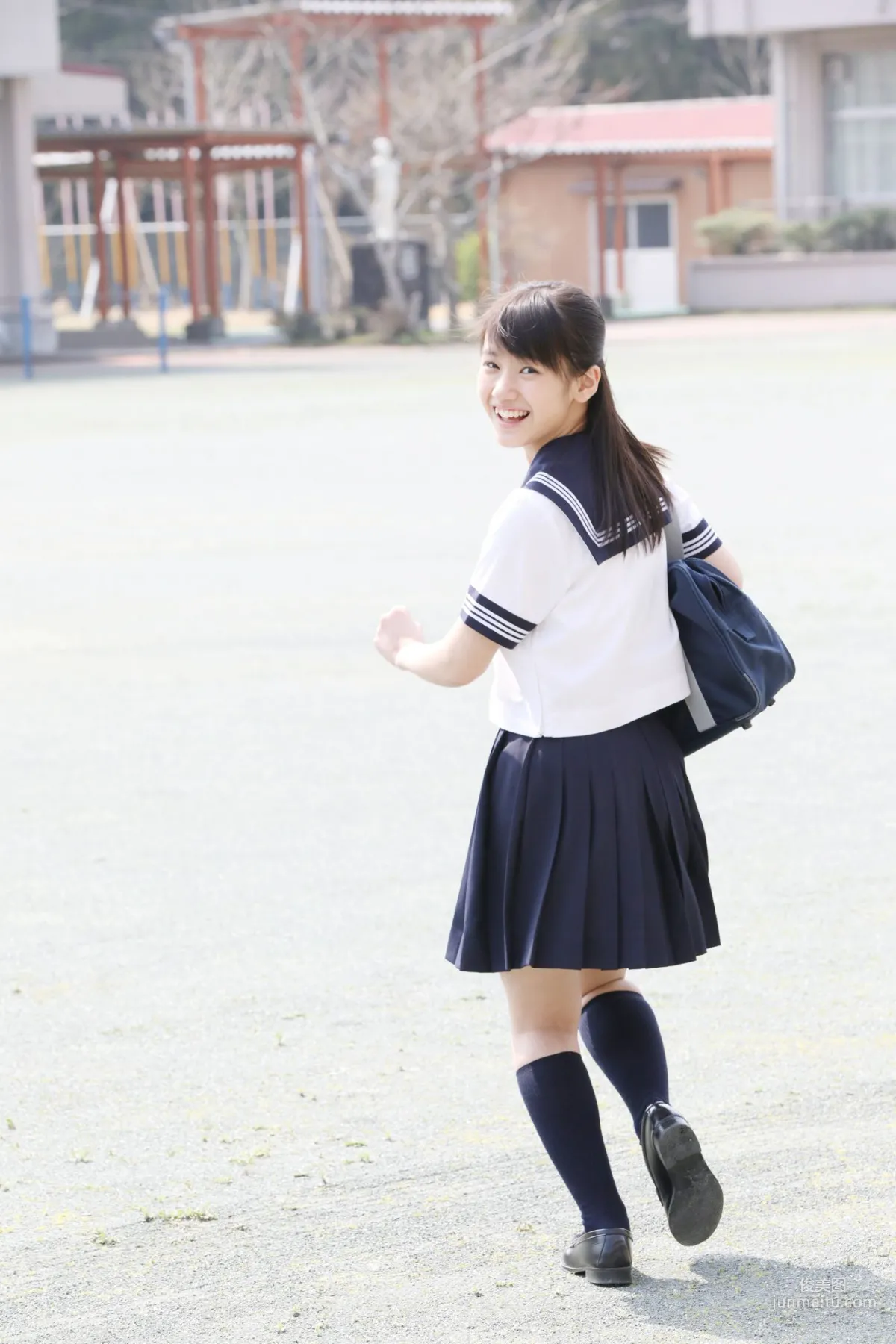 Reina Yokoyama 橫山玲奈 [Hello! Project Digital Books] No.187 寫真集 76