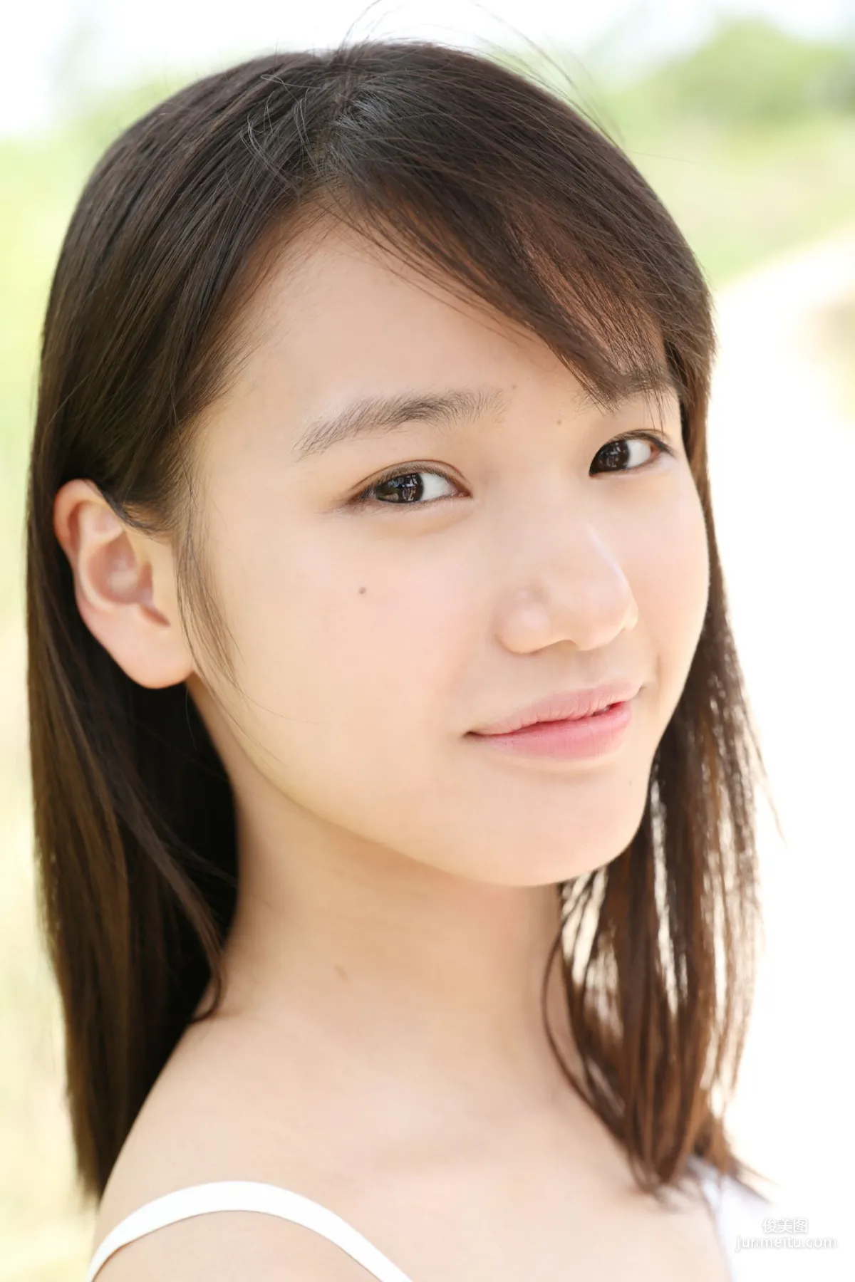 Reina Yokoyama 橫山玲奈 [Hello! Project Digital Books] No.187 寫真集 23
