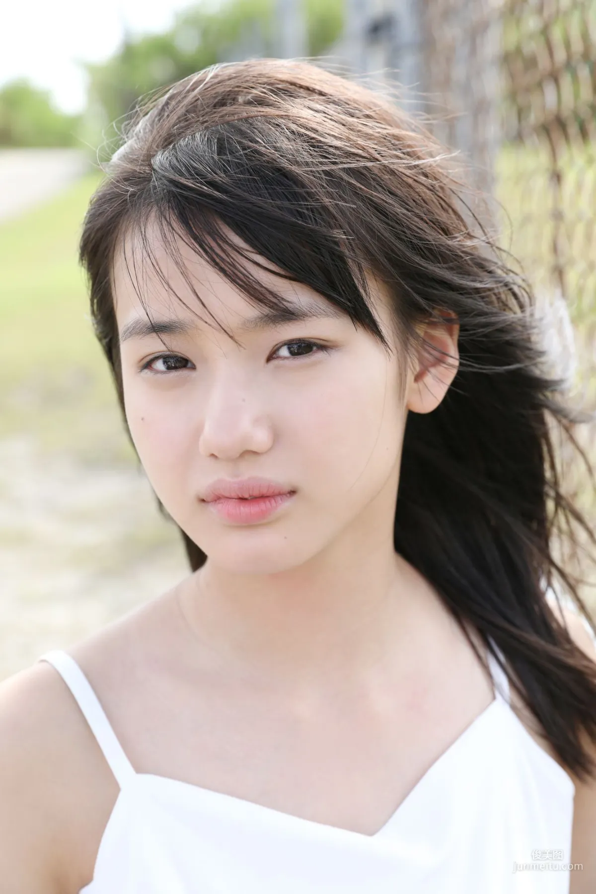 Reina Yokoyama 橫山玲奈 [Hello! Project Digital Books] No.187 寫真集 26