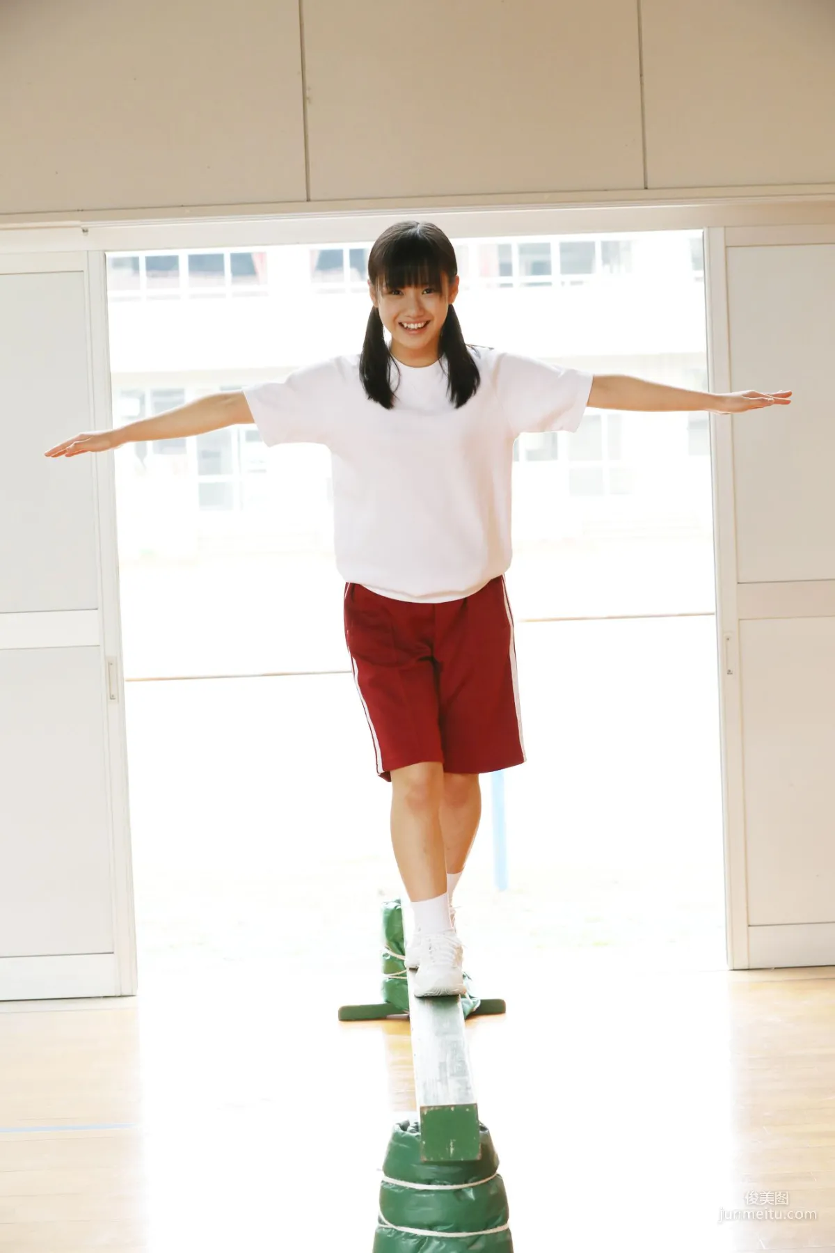Reina Yokoyama 橫山玲奈 [Hello! Project Digital Books] No.187 寫真集 77