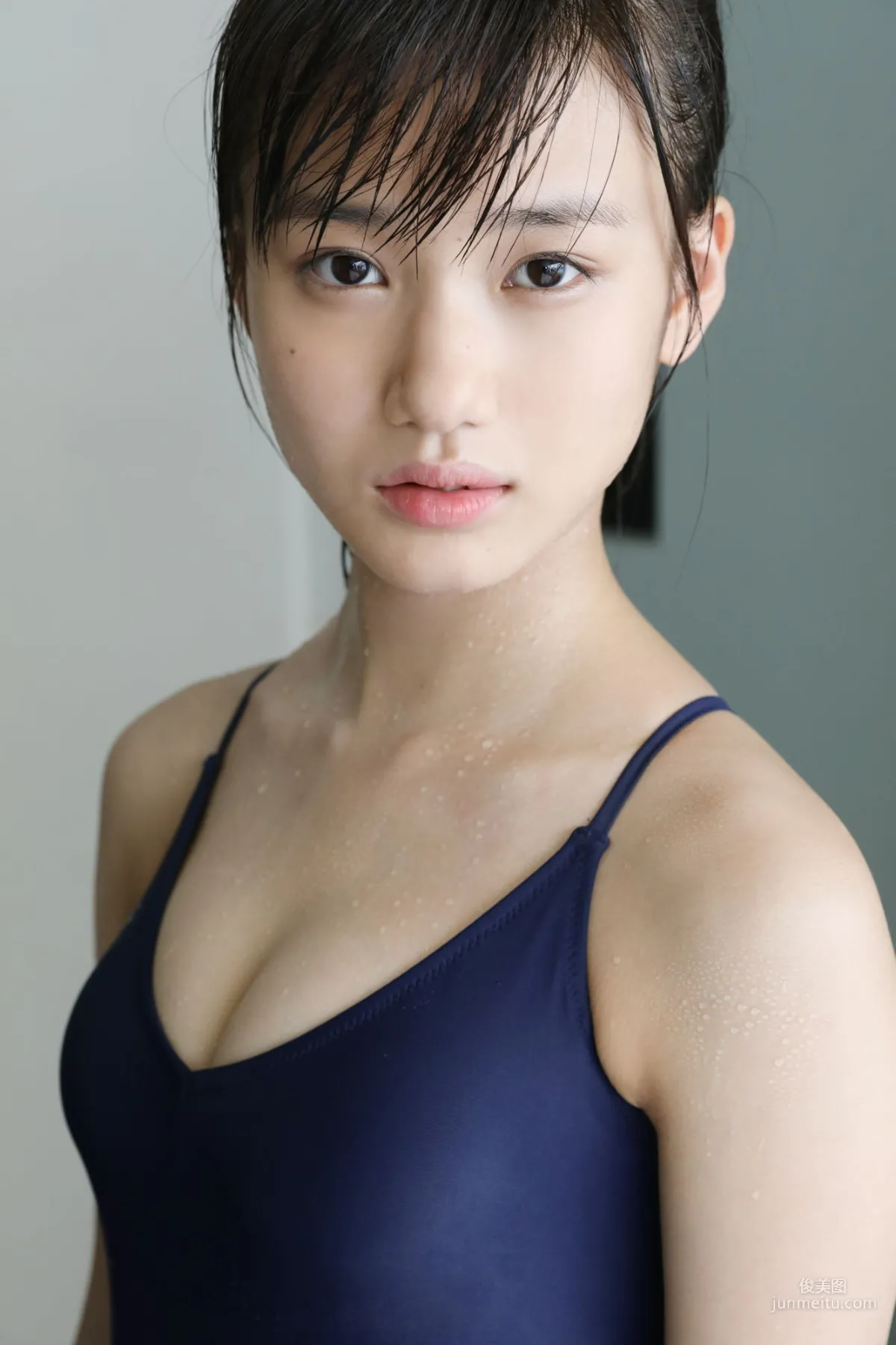 Reina Yokoyama 橫山玲奈 [Hello! Project Digital Books] No.187 寫真集 32