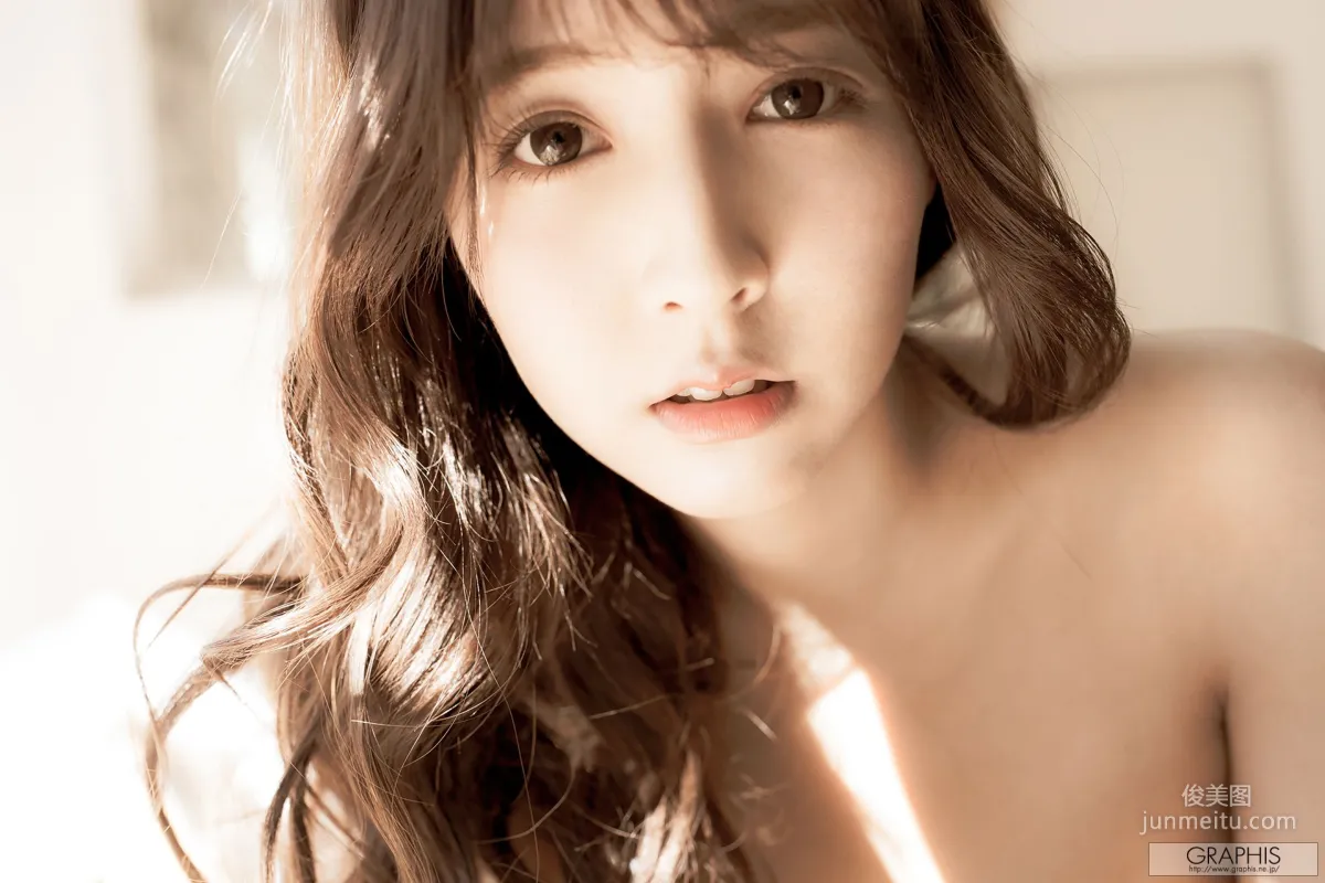 三上悠亜 Yua Mikami 每日一枚 [Graphis] 寫真集 1