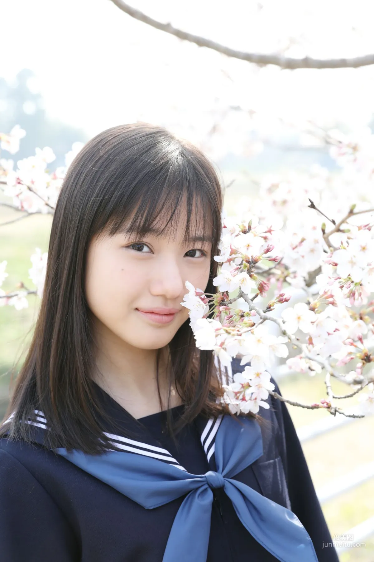 Reina Yokoyama 橫山玲奈 [Hello! Project Digital Books] No.187 寫真集 51