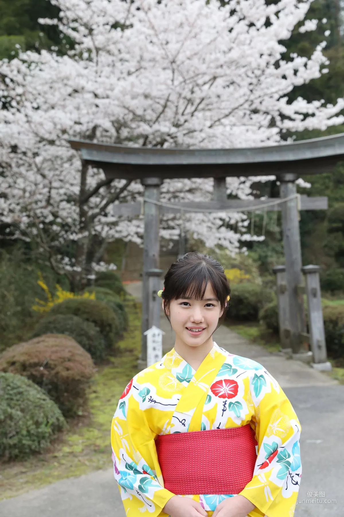 Reina Yokoyama 橫山玲奈 [Hello! Project Digital Books] No.187 寫真集 92